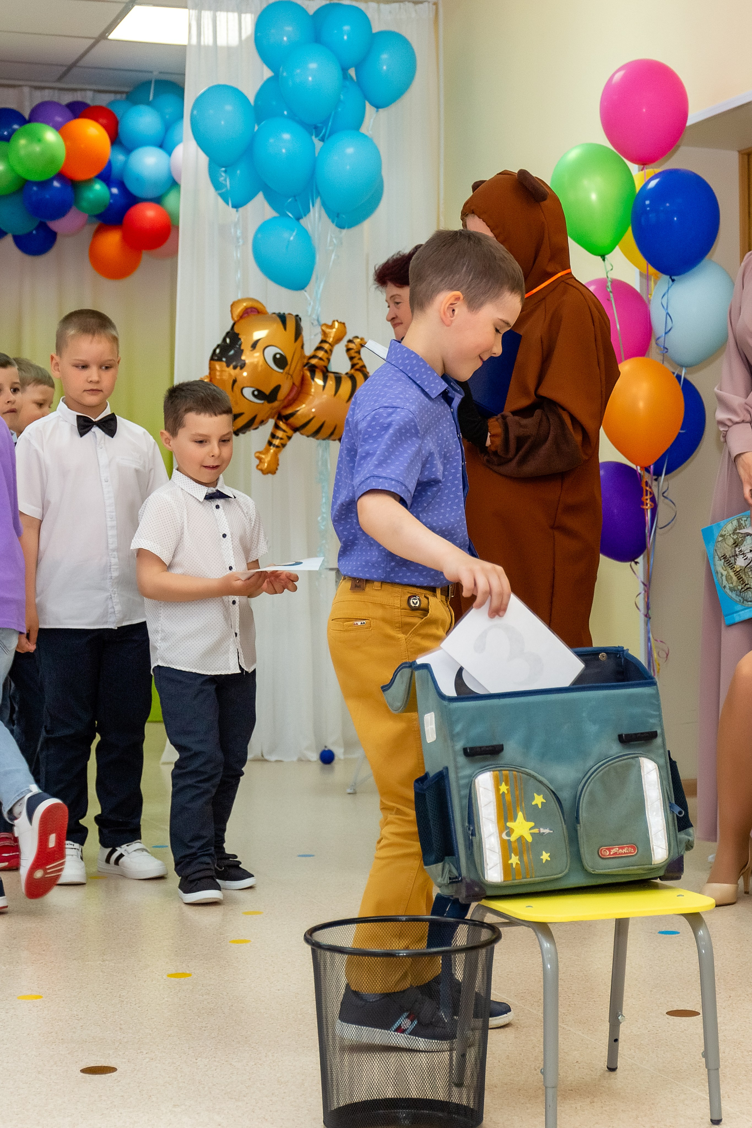 Выпускной. Детский сад «Тигрёнок». Стильный выпускной альбом Владивосток фотограф Вероника Мигачева