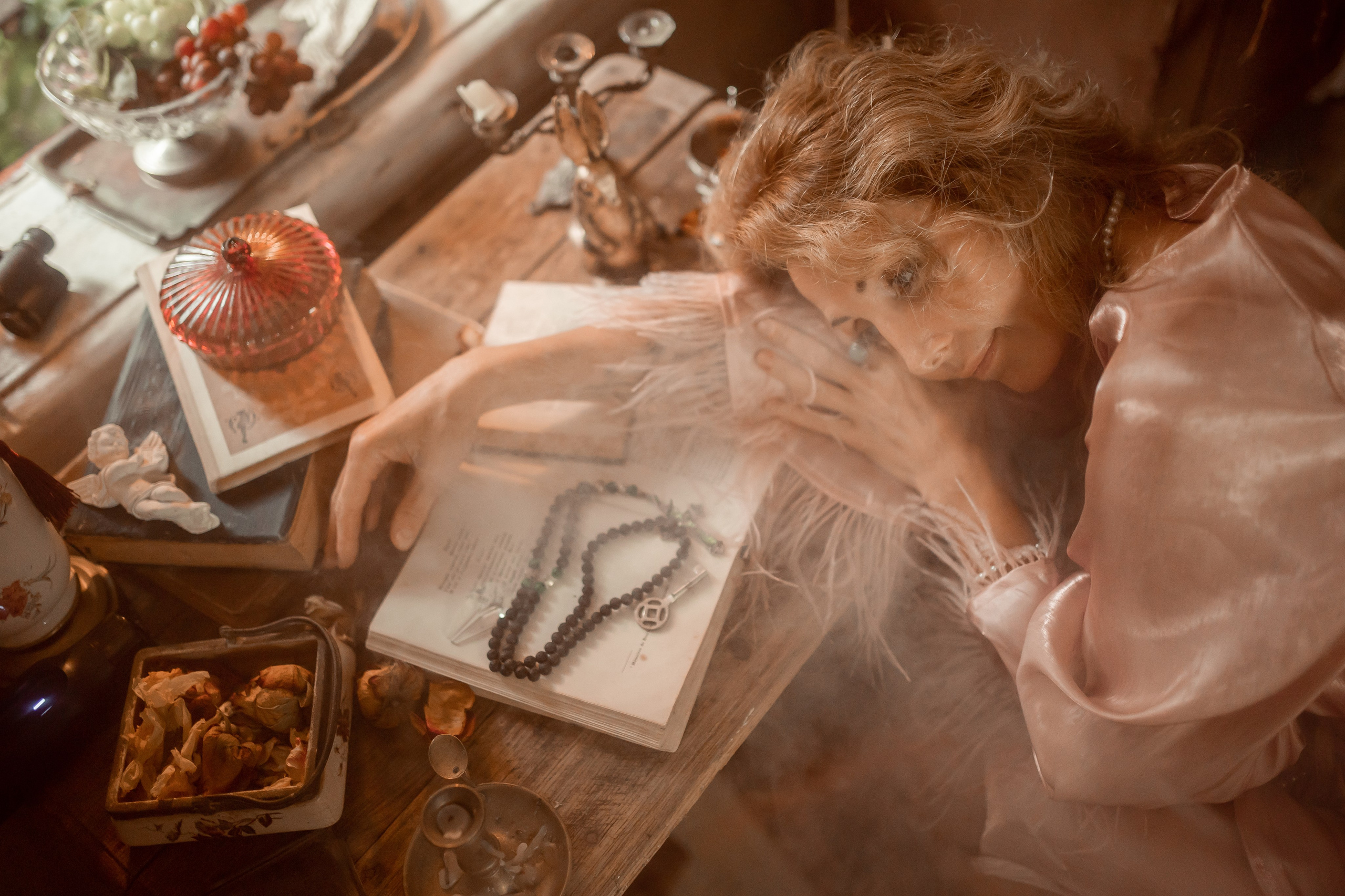 Женский портрет. Фотограф Валентина Волкова. Москва, Апрелевка, Переделкино