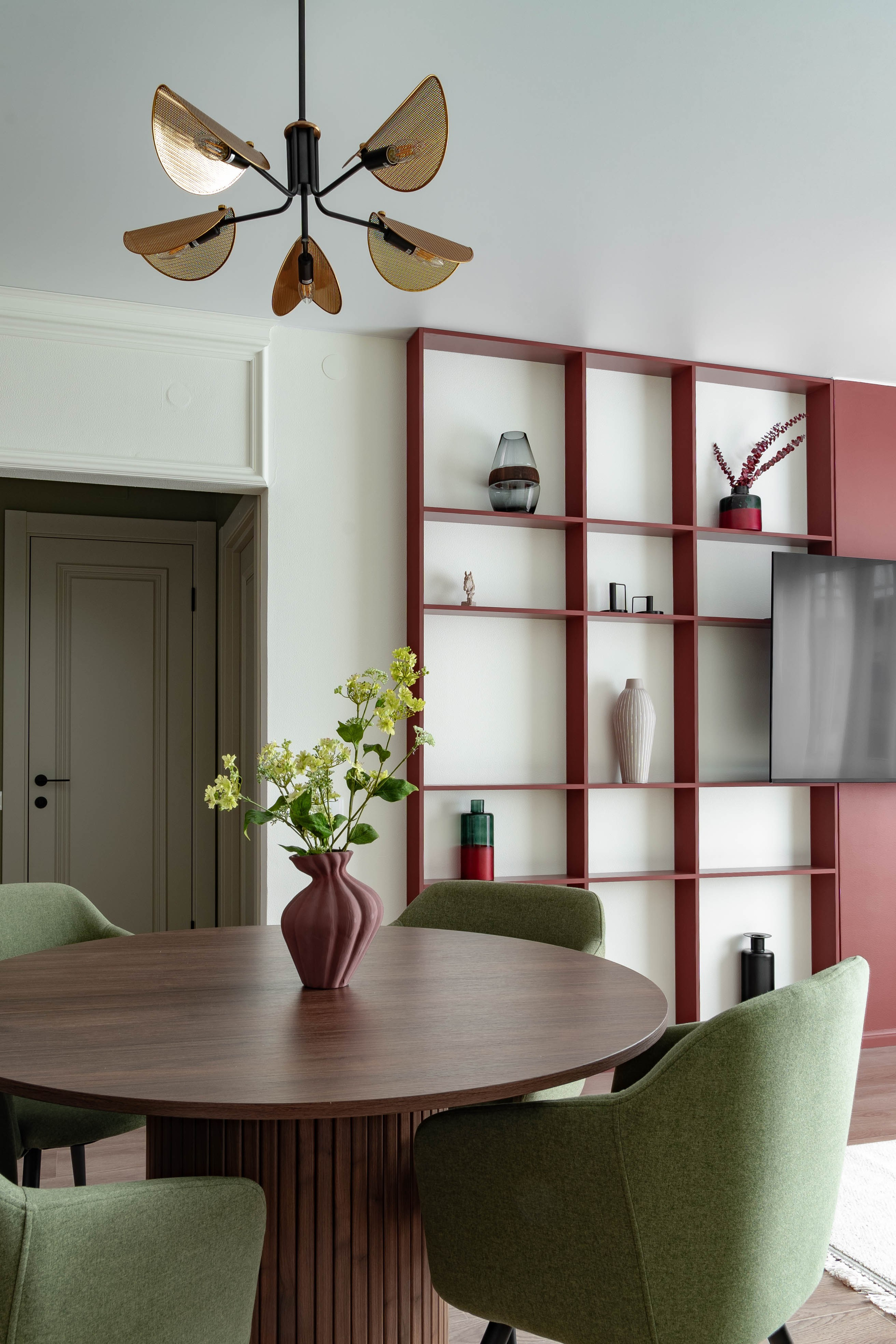 Перовское шоссе. Контент-съёмка и бизнес-портреты в Москве. Виктория Кулюкина