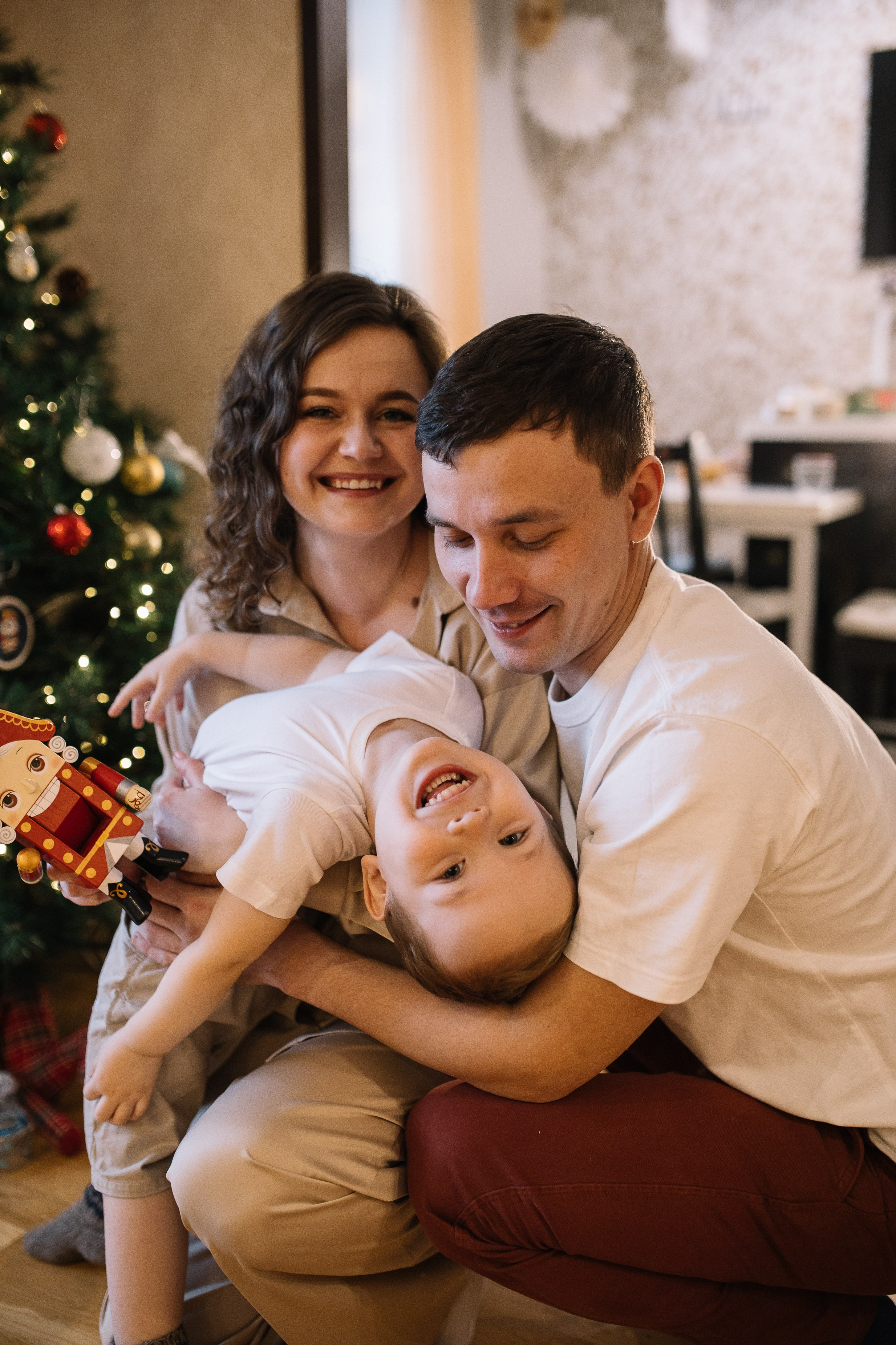 Мария с семьей. Семейный фотограф Трусова Евгения в Екатеринбурге