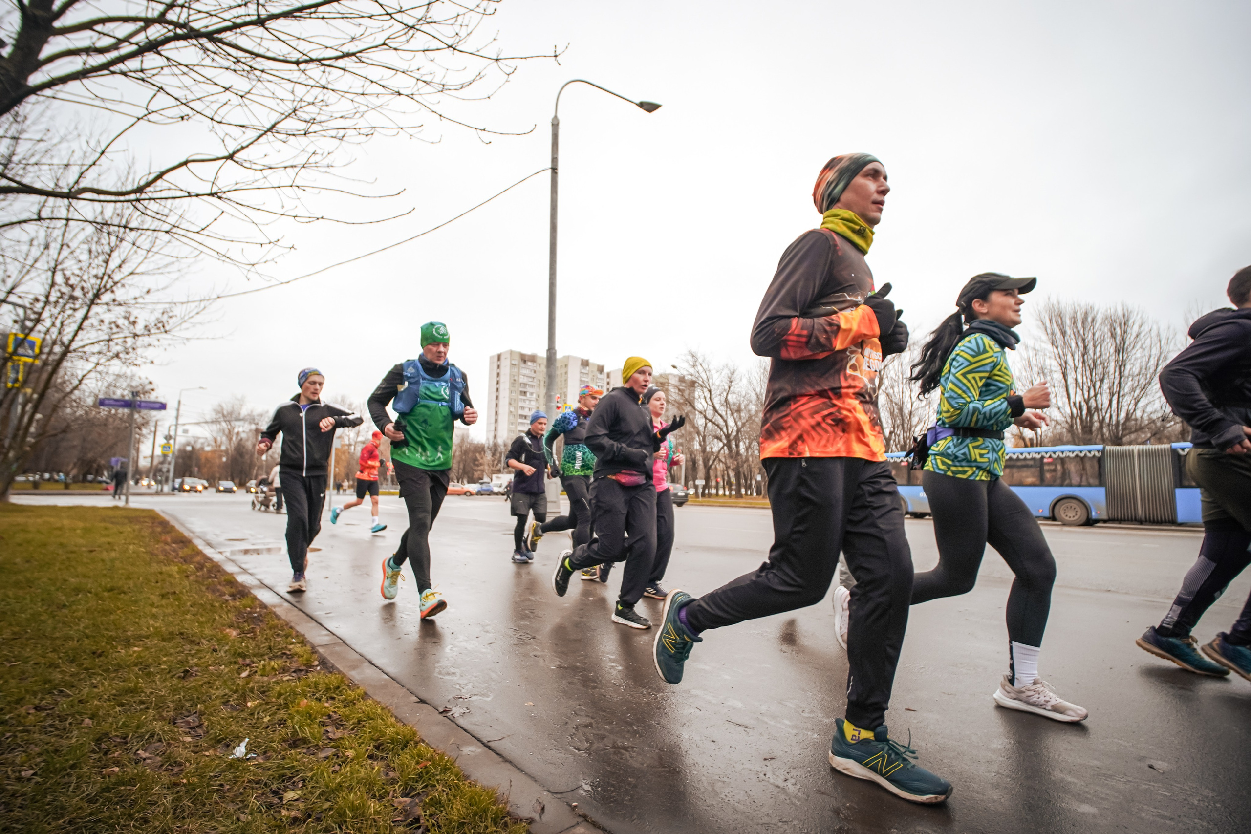 #марафонудома #яuzarun 2024 2-я петля, группа 6:30. Роман Капилюшов. Бег. Фото. Видео. г. Люберцы