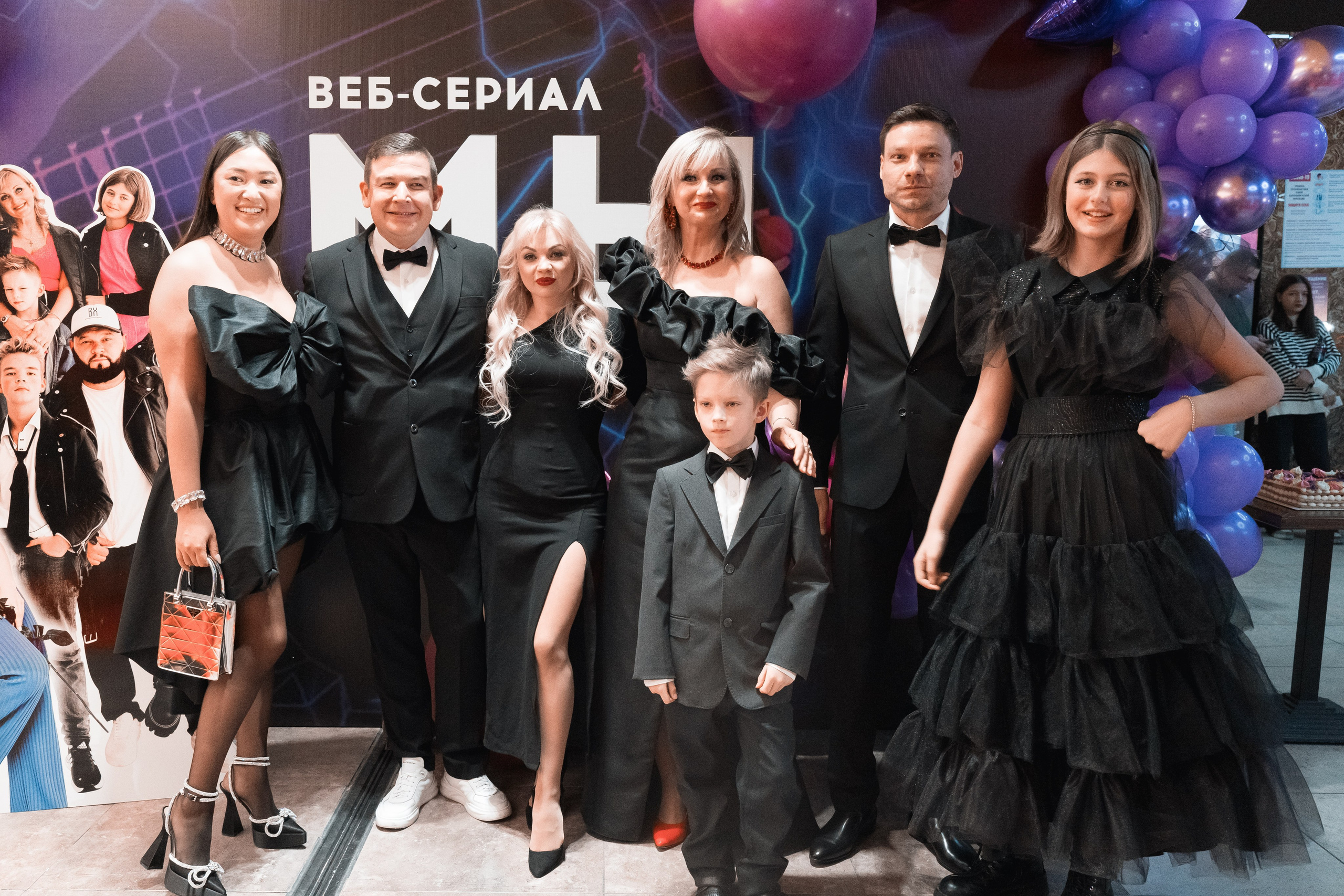 Веб-сериал «МЫ». Для тех, кто не ждёт удачи, а создаёт её. Каждая фотосессия — это твой момент, твой стиль, твой успех. 📸