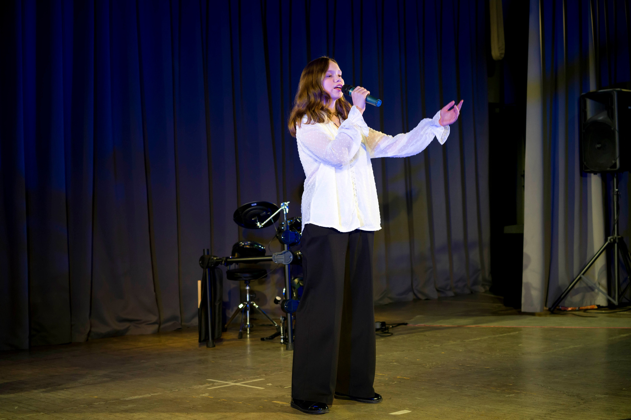 Концерт вокальной студии. Фотограф в Санкт-Петербурге. Репортажная и все съёмки для бизнеса