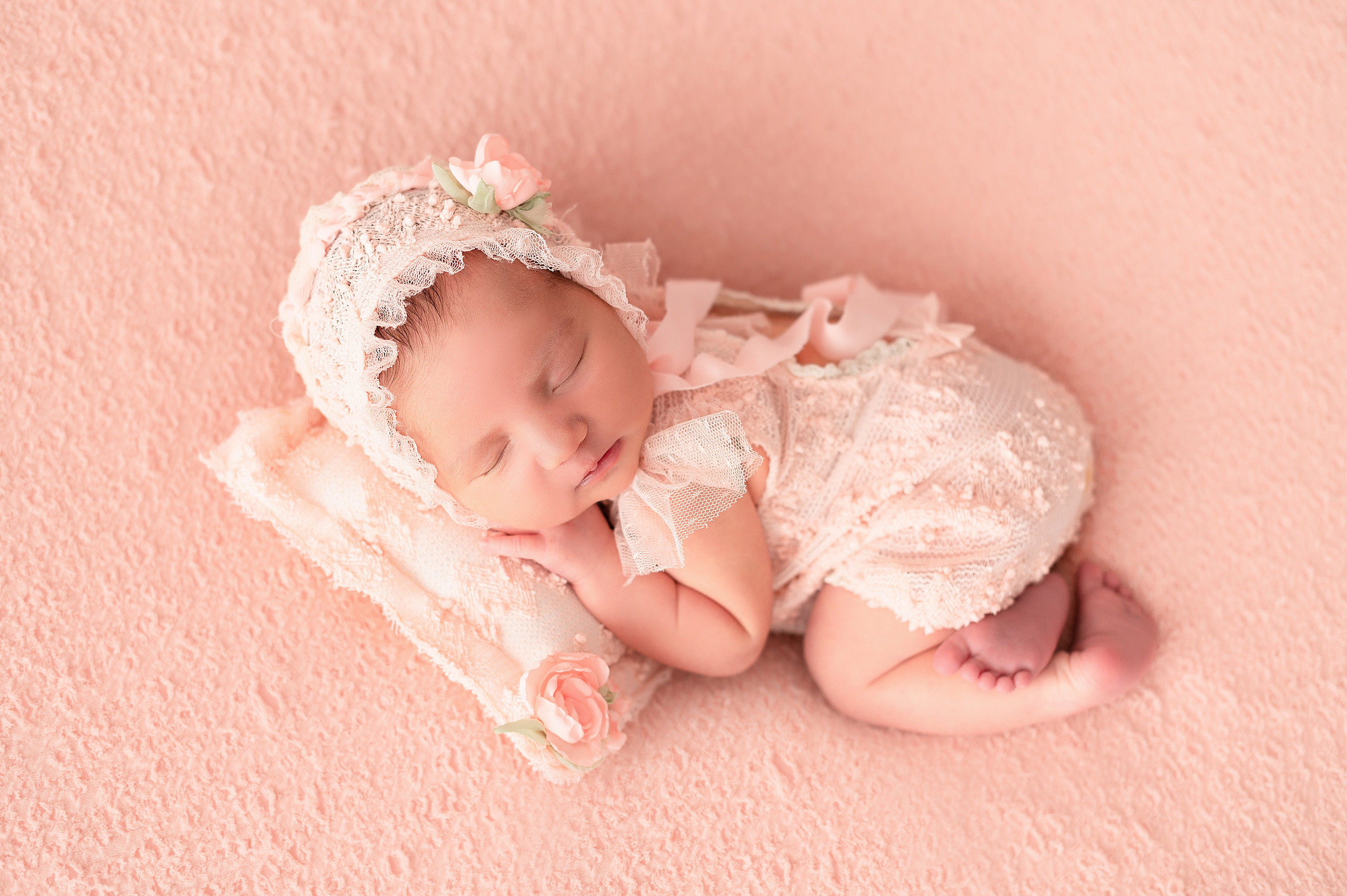 Фотосессии новорожденных до 1 месяца. Детский и семейный фотограф в Красноярске. Фотосессии новорожденных малышей до 1 месяца