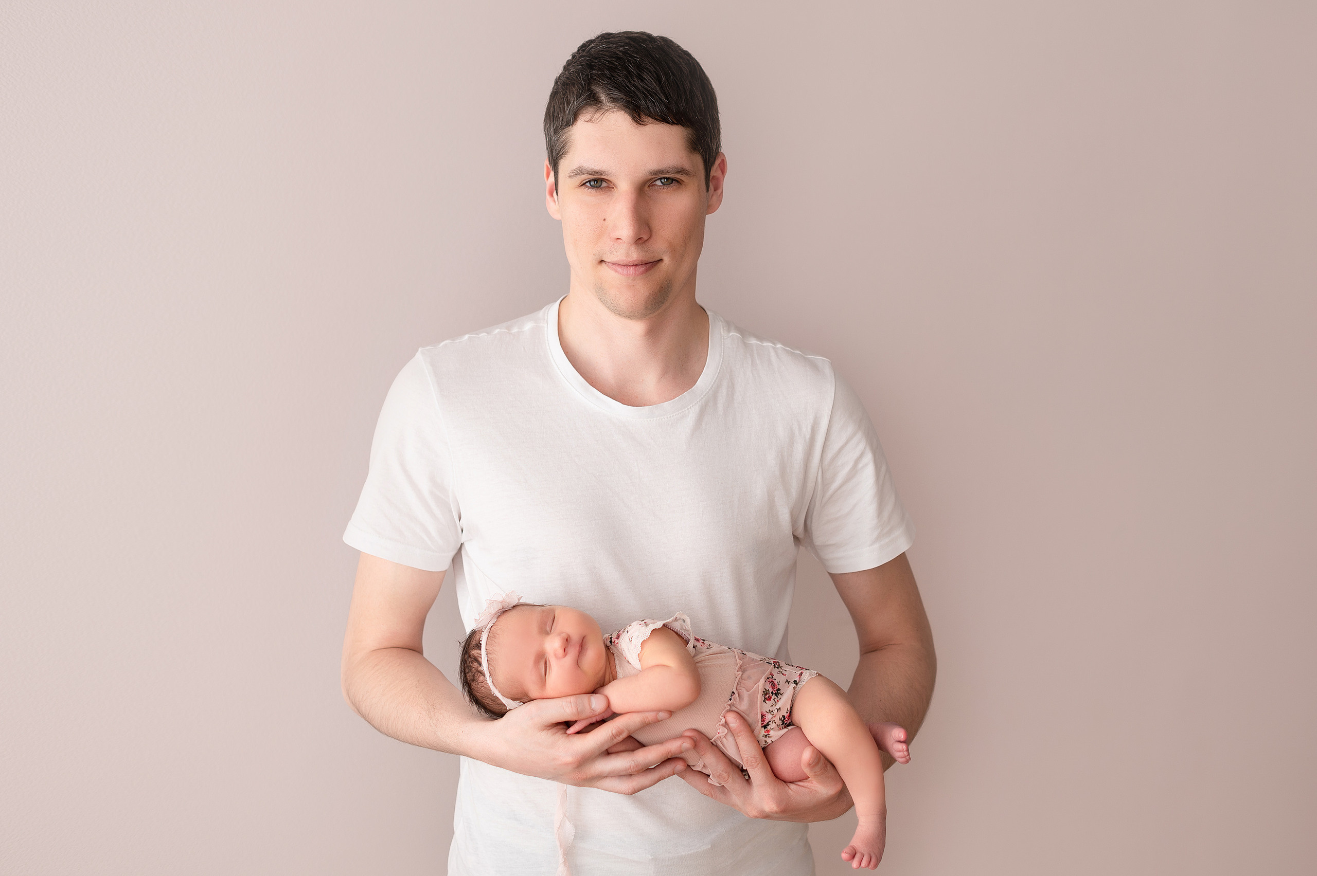 Вероника. Детский и семейный фотограф в Красноярске. Фотосессии новорожденных малышей до 1 месяца