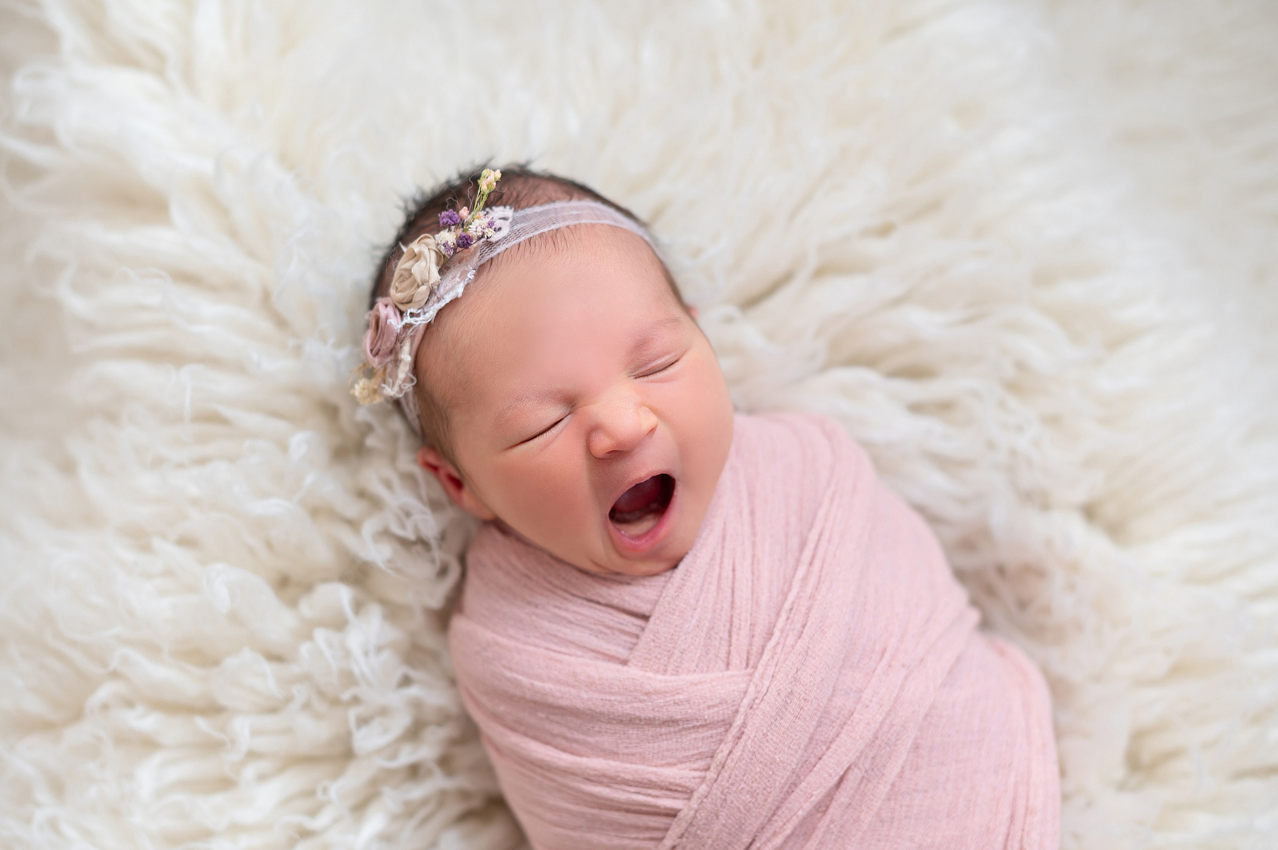 Вероника. Детский и семейный фотограф в Красноярске. Фотосессии новорожденных малышей до 1 месяца