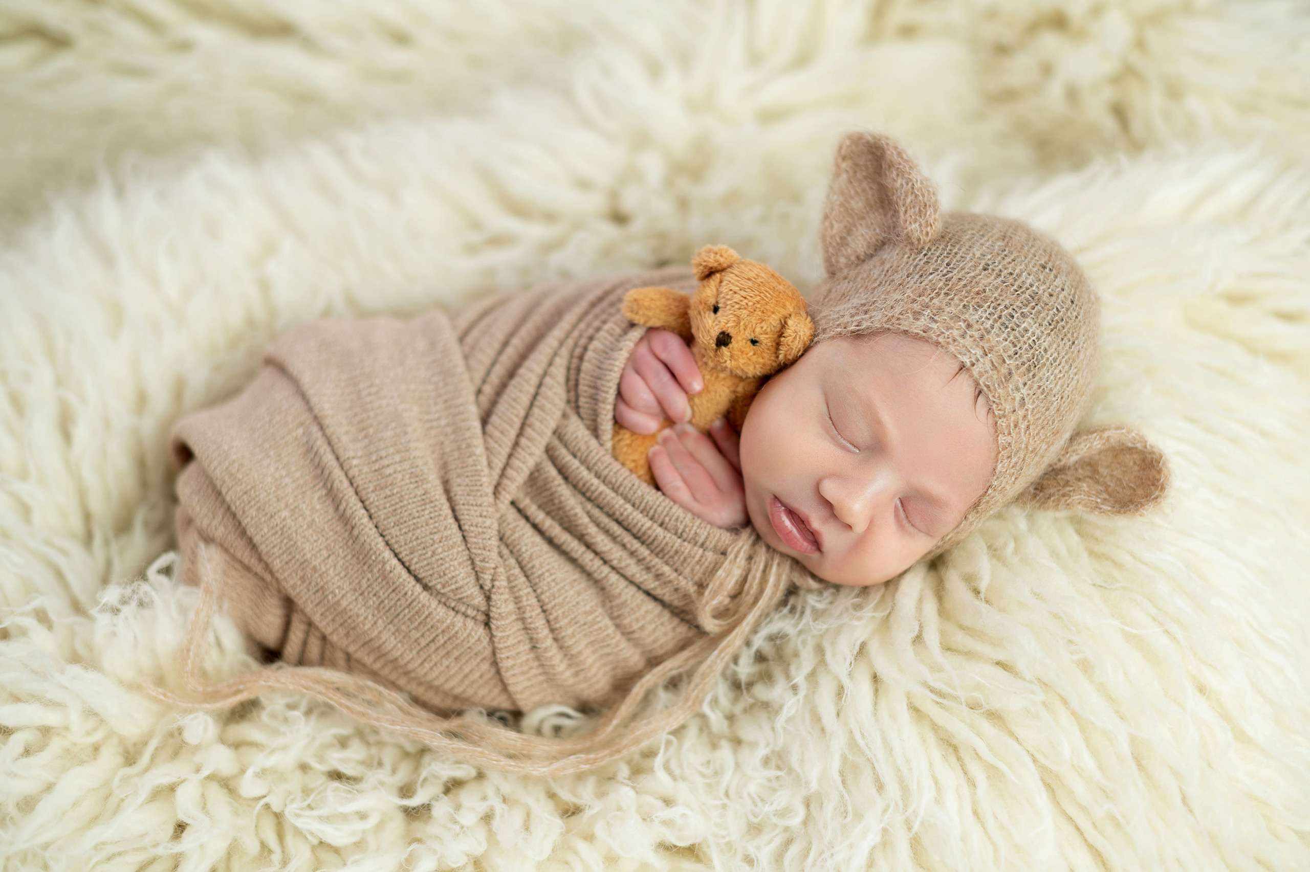 Димочка, 21 денек. Детский и семейный фотограф в Красноярске. Фотосессии новорожденных малышей до 1 месяца