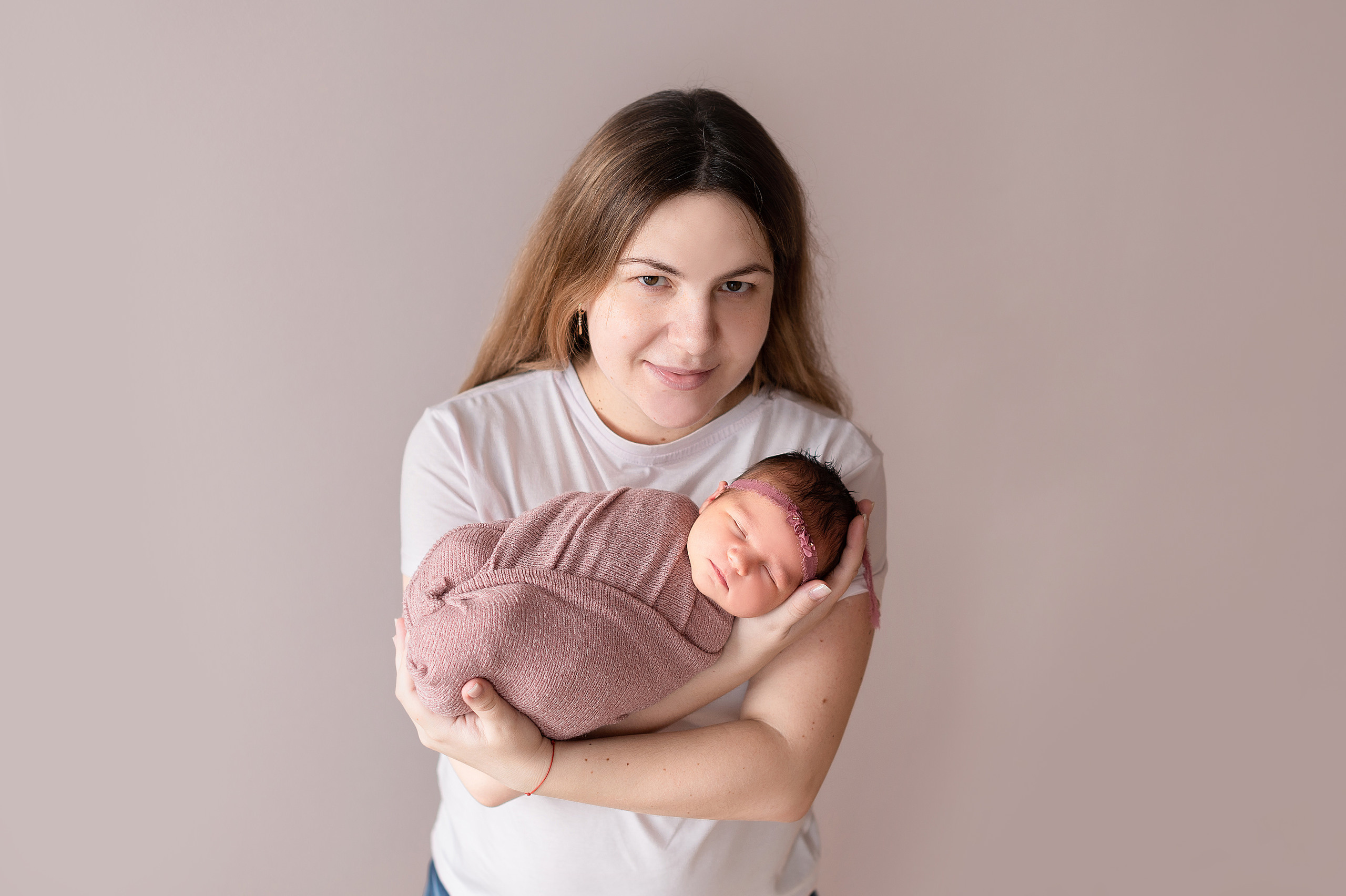 Вероника. Детский и семейный фотограф в Красноярске. Фотосессии новорожденных малышей до 1 месяца