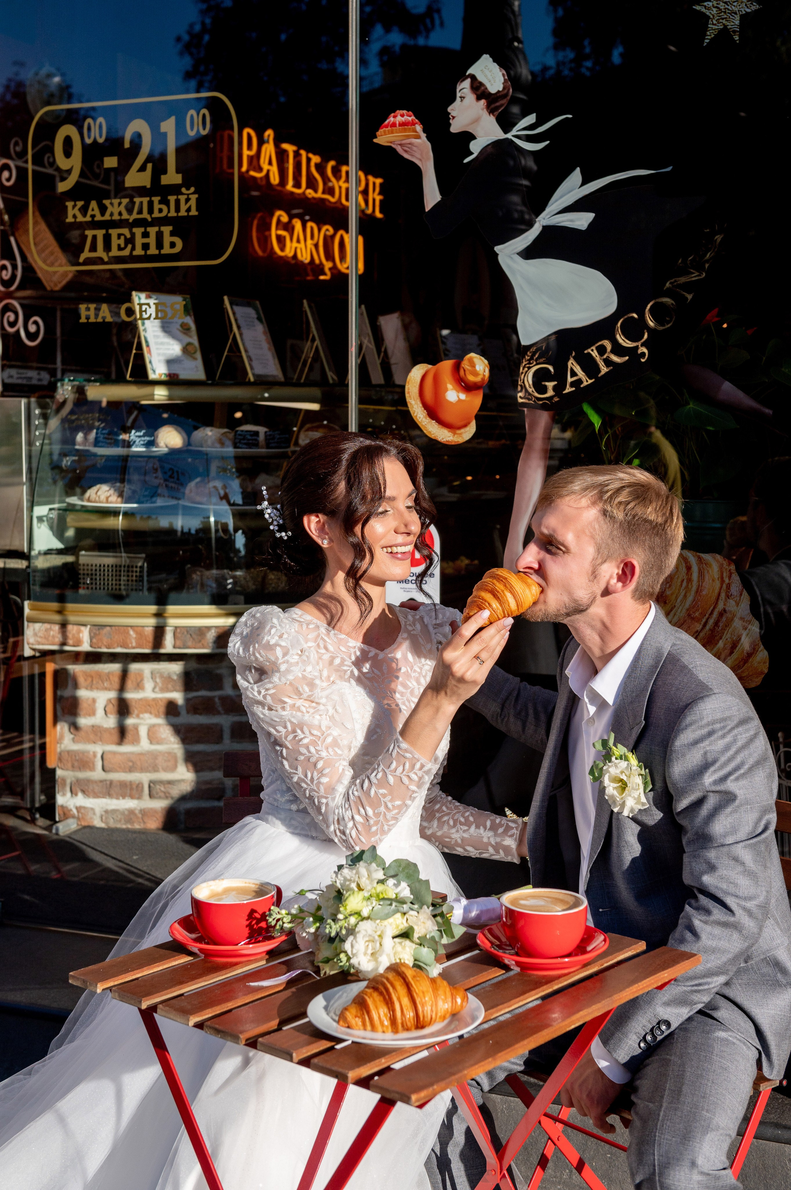 Кирилл и Анжела (круассаны, кофе и фотосессия в Летнем саду). Портретный, семейный и свадебный фотограф в Санкт-Петербурге и в Пушкине Ширяев Денис