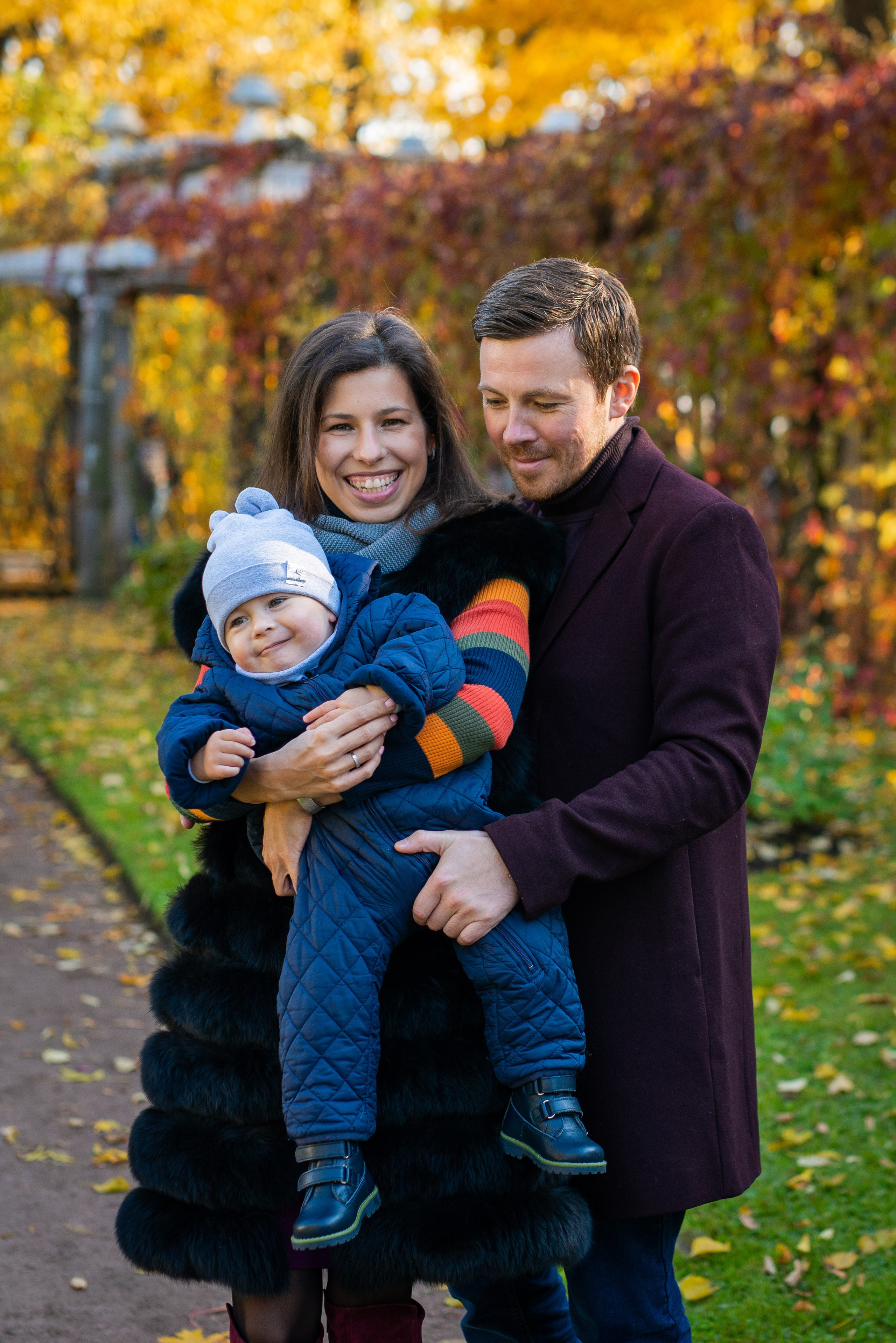 Егор, Валерия и Андрей осенняя прогулка. Портретный, семейный и свадебный фотограф в Санкт-Петербурге и в Пушкине Ширяев Денис