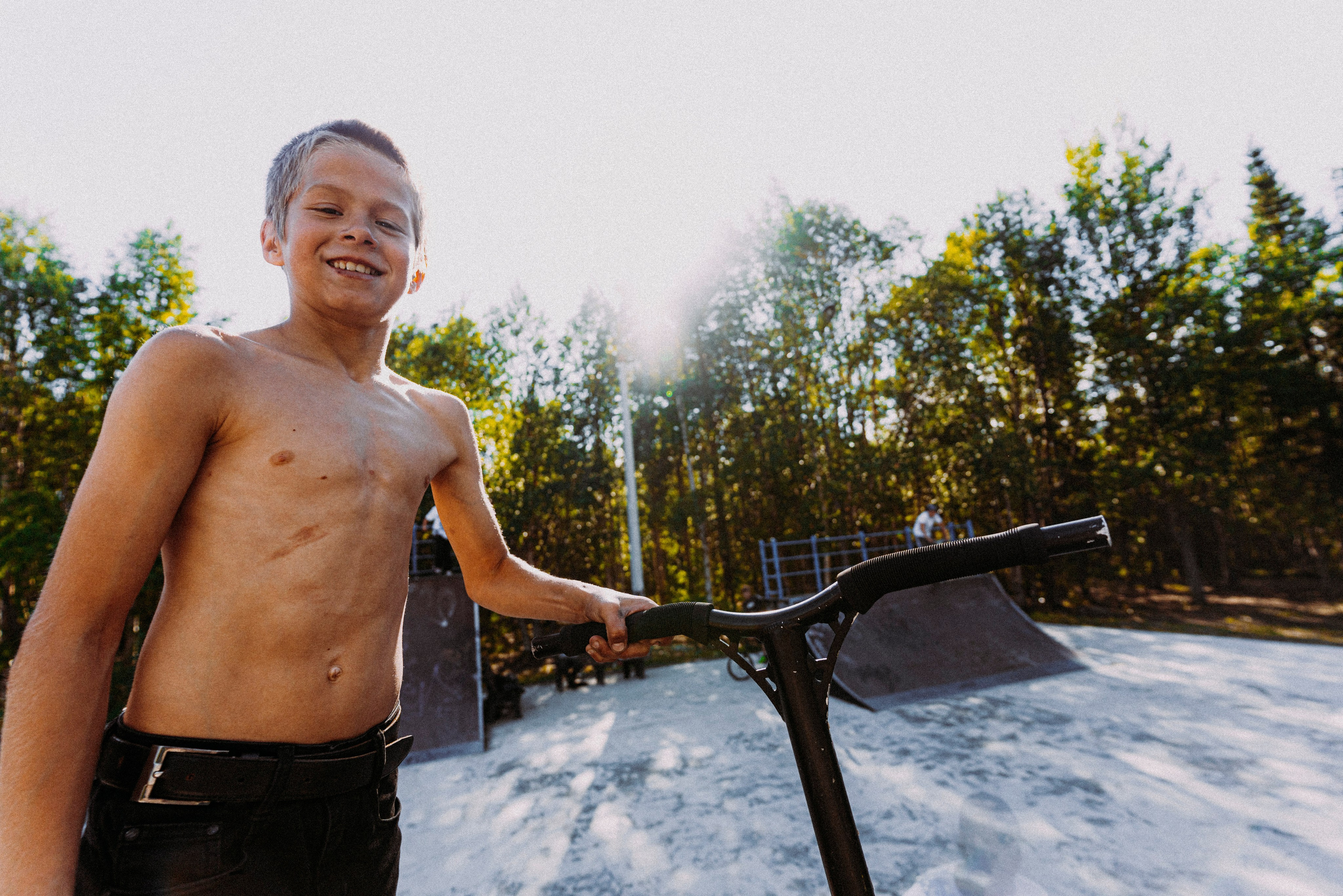 2024. Стрит-фотография, полная абсурда, идиотизма и красоты