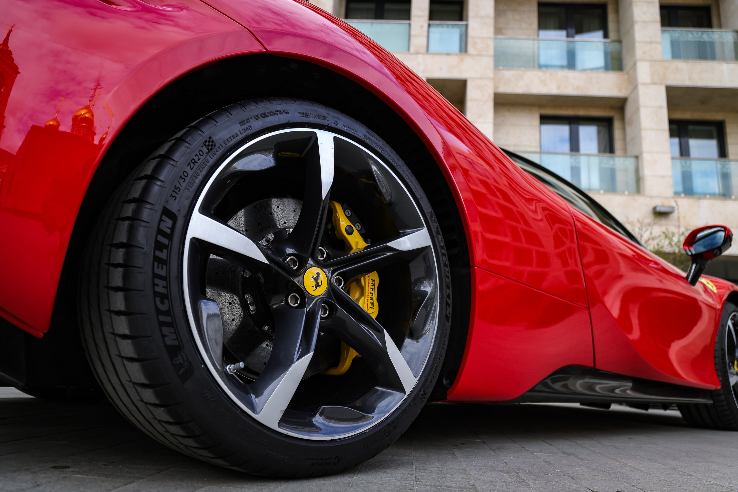 FERRARI SF90 STRADALE. Mixturecaptures