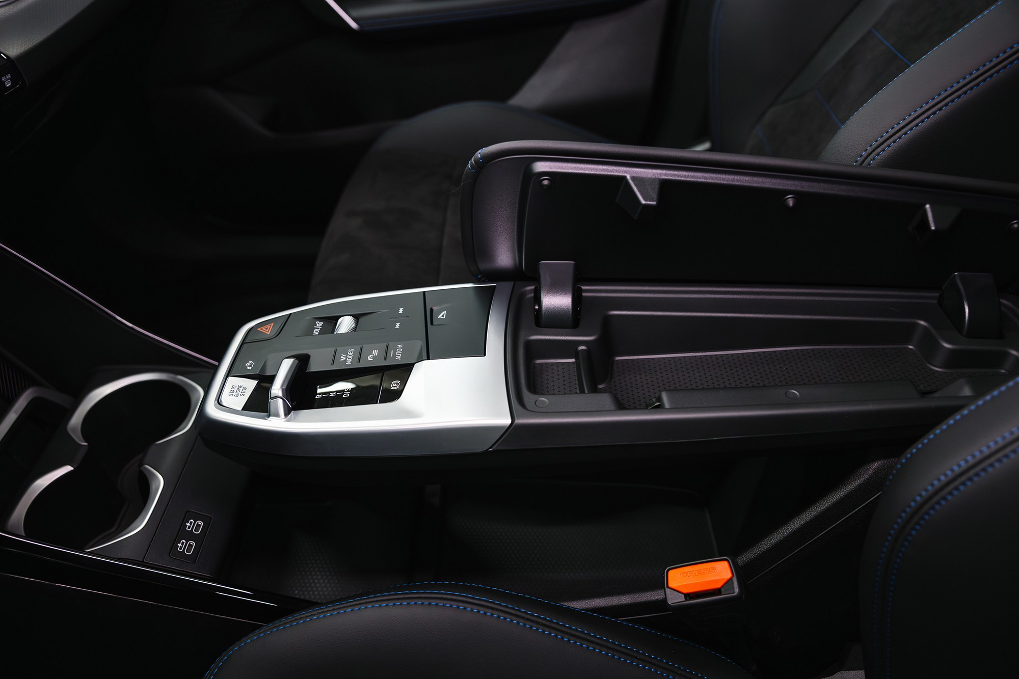 BMW X1 25Li. Новые автомобили