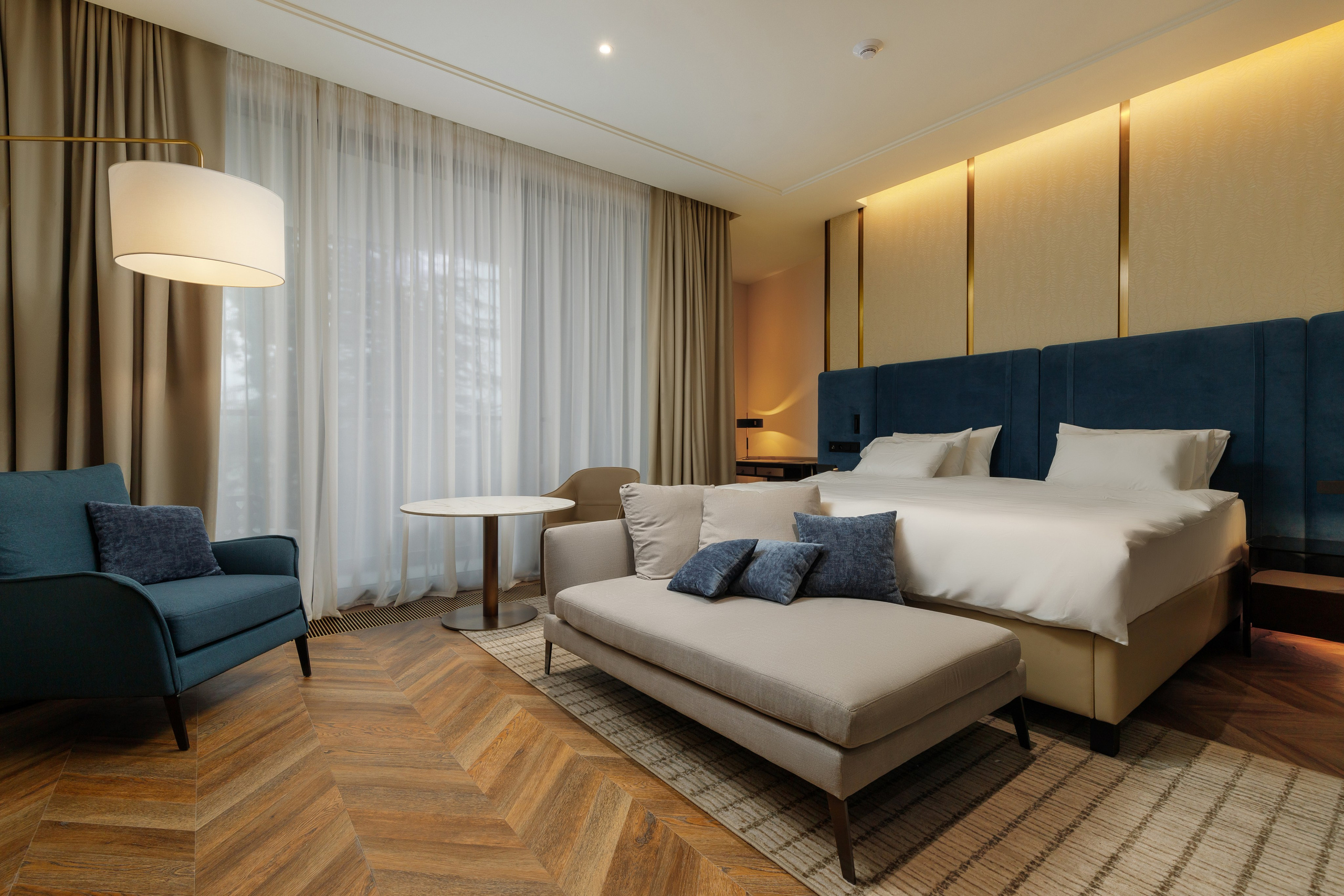 YAKOV ROSLIN PHOTOGRAPHY