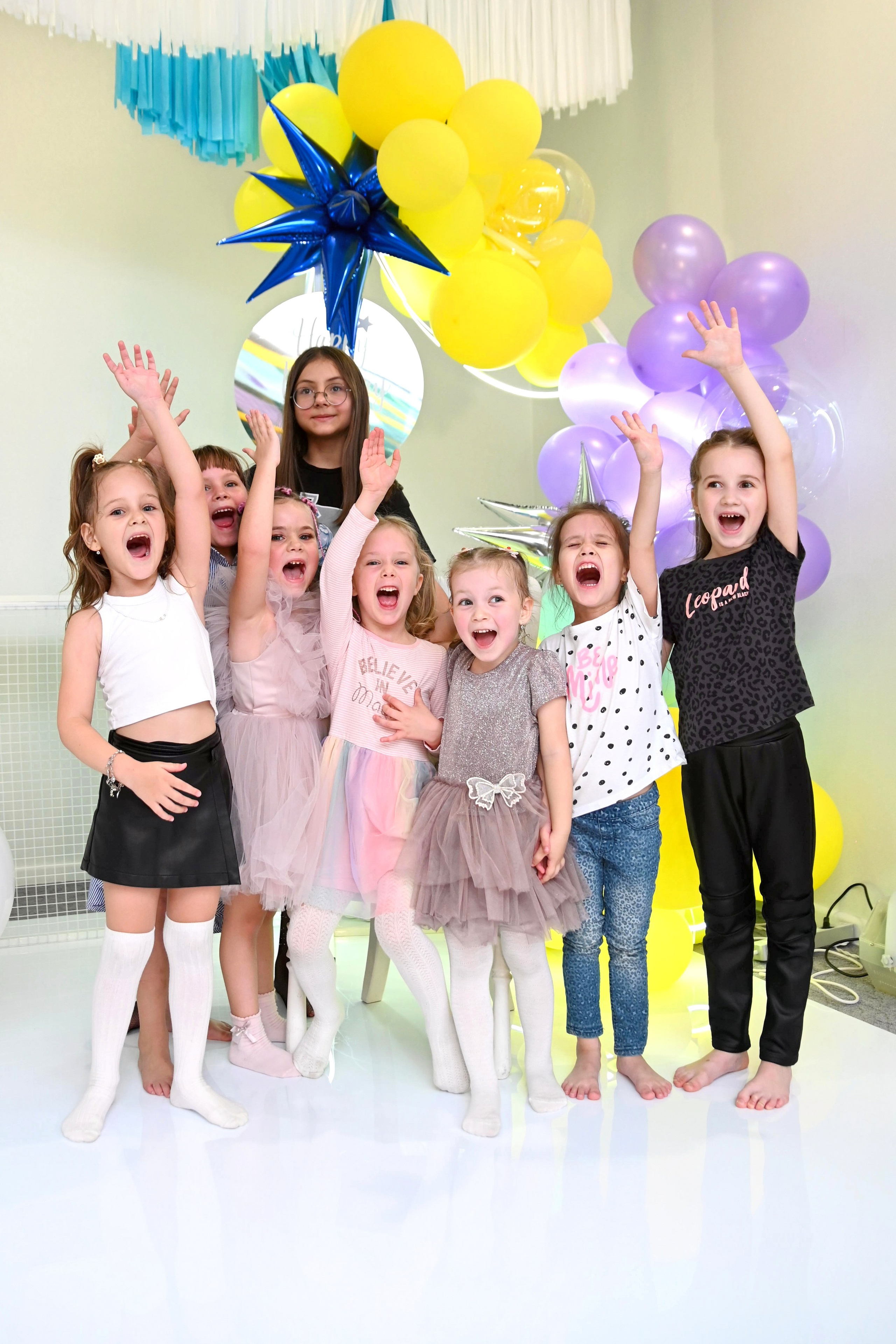 Игротека «Море Позитива». Я Ольга Казанцева, фотографирую снимаю ваши киноистории и печатаю фото и цифровые портреты на холсте