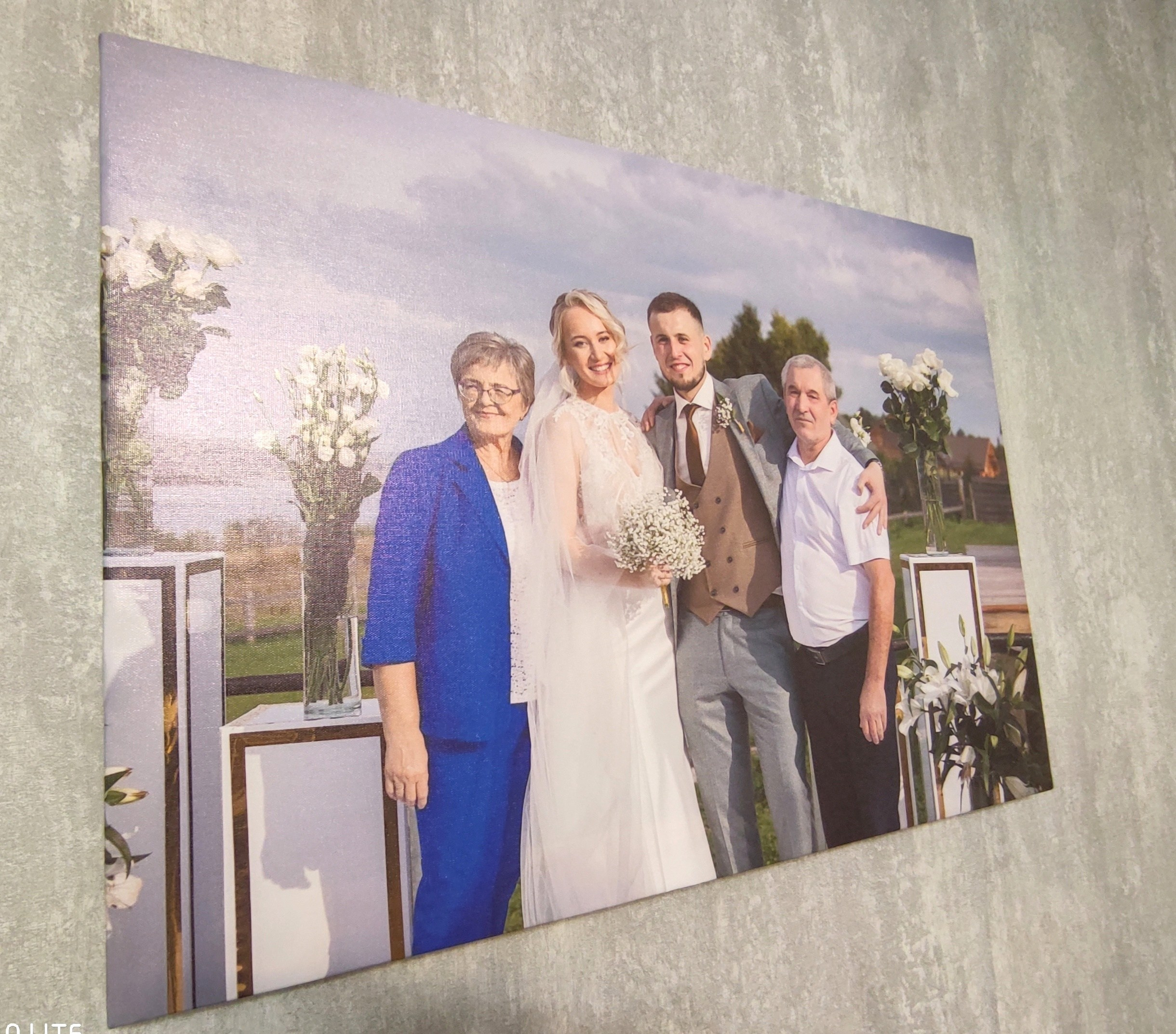 Печать фото на Холсте, с натяжкой на деревянный подрамник. (Фото готовых работ). Я Ольга Казанцева, фотографирую снимаю ваши киноистории и печатаю фото и цифровые портреты на холсте