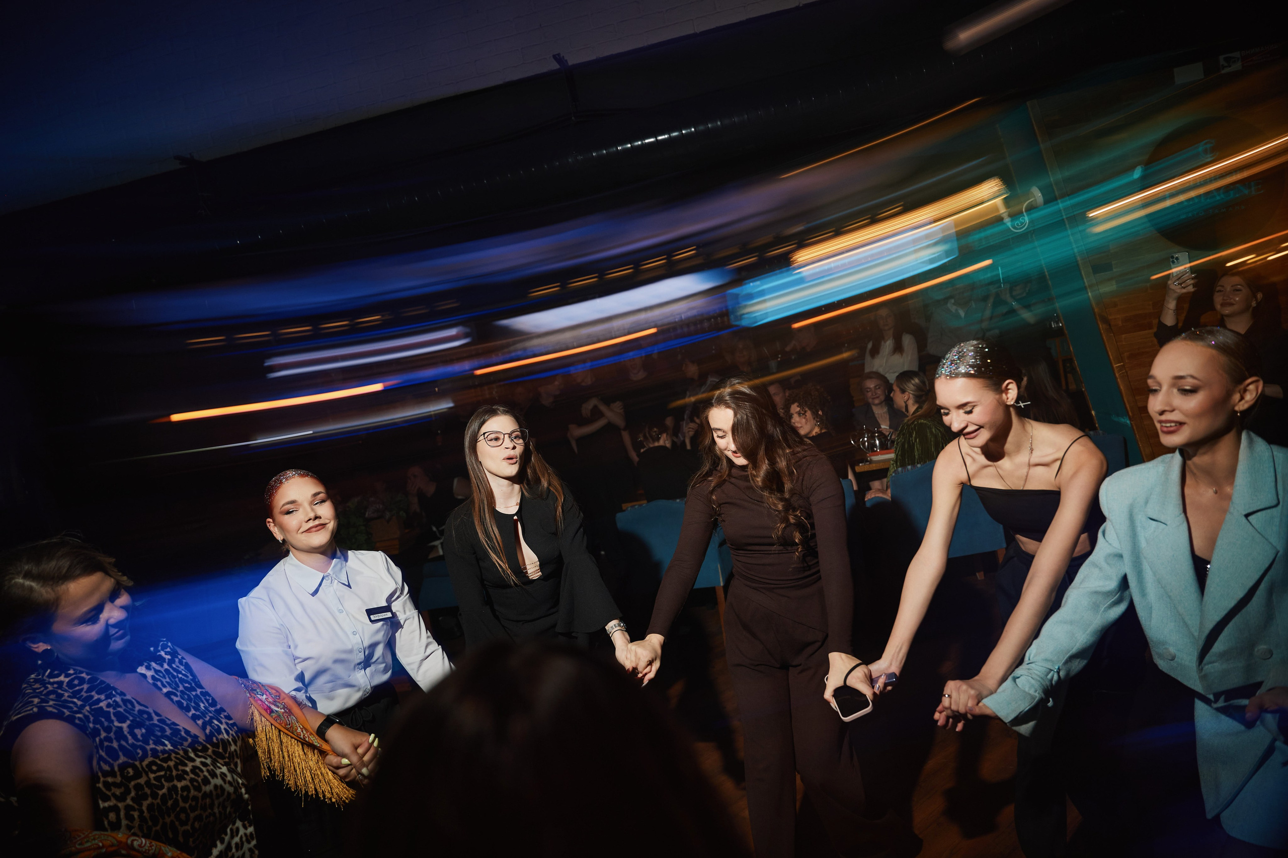 Арт-вечеринка 2026. Фотограф и видеограф в Кургане Леонид Корнильев