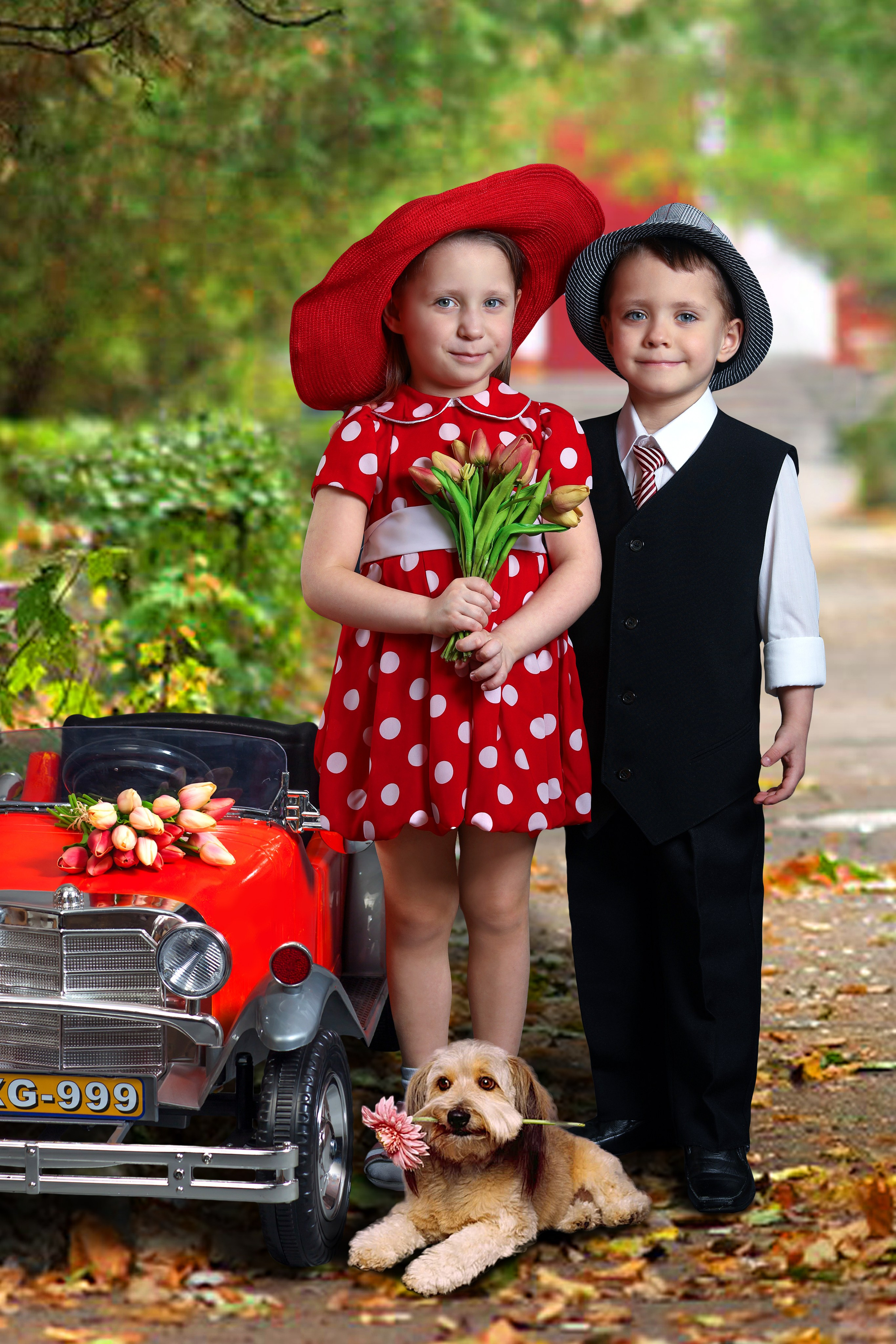 С машиной. Art photographer Nino