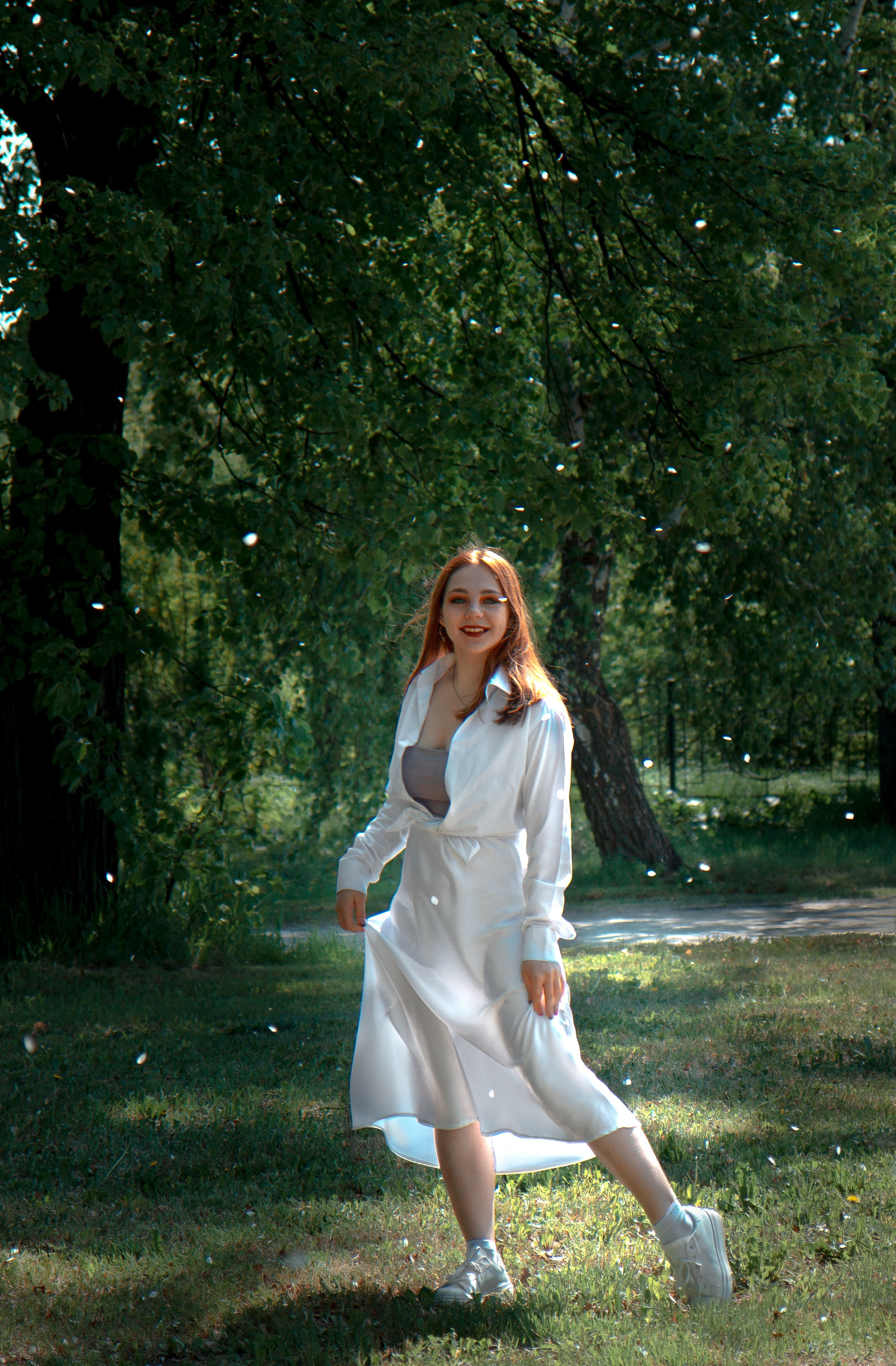 Яблони в саду. Арт-фотограф Крис Л. в Тобольске: портрет, семейные, свадьбы