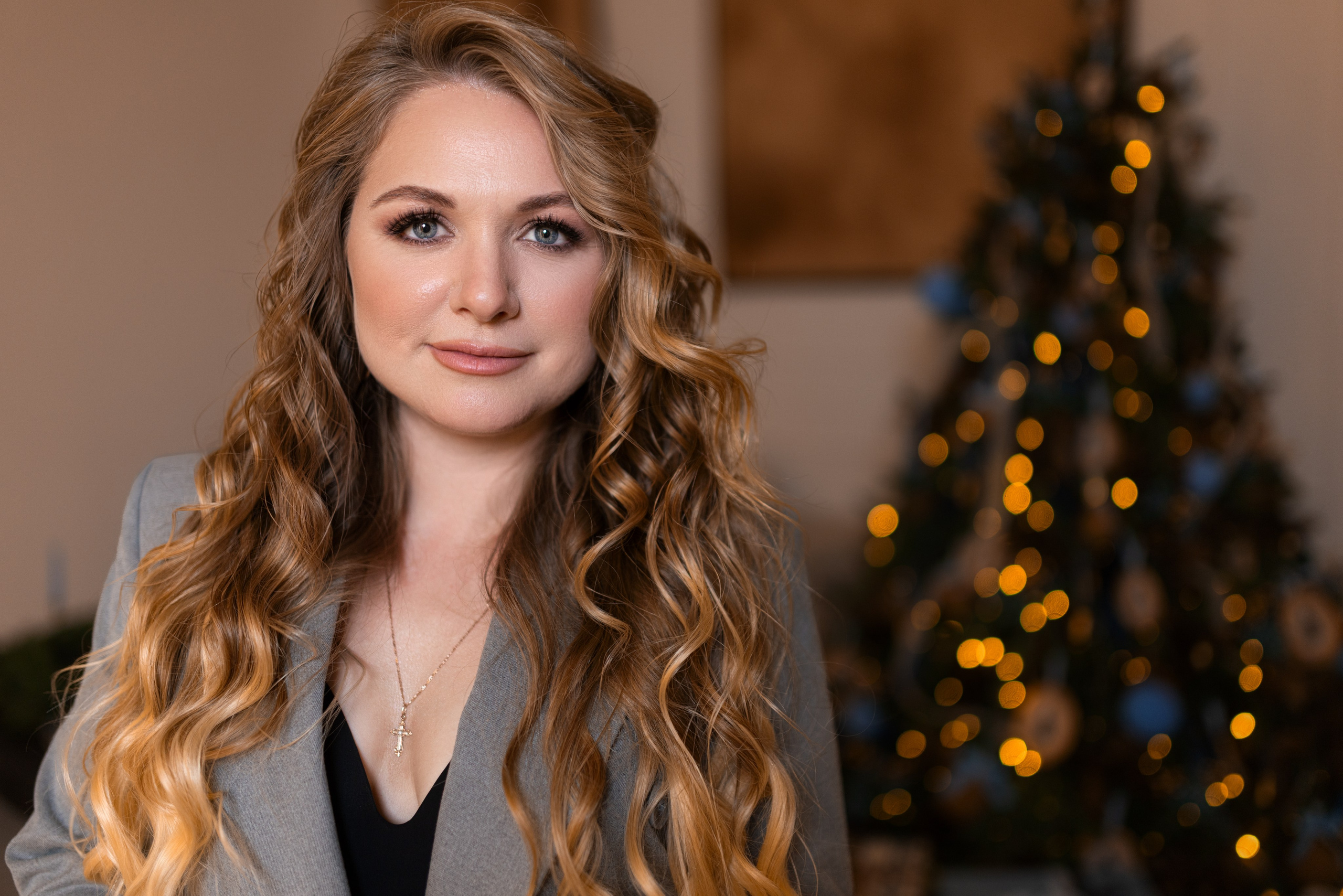 Студийная фотосъемка в интерьере с Ариной в формате для «себя»