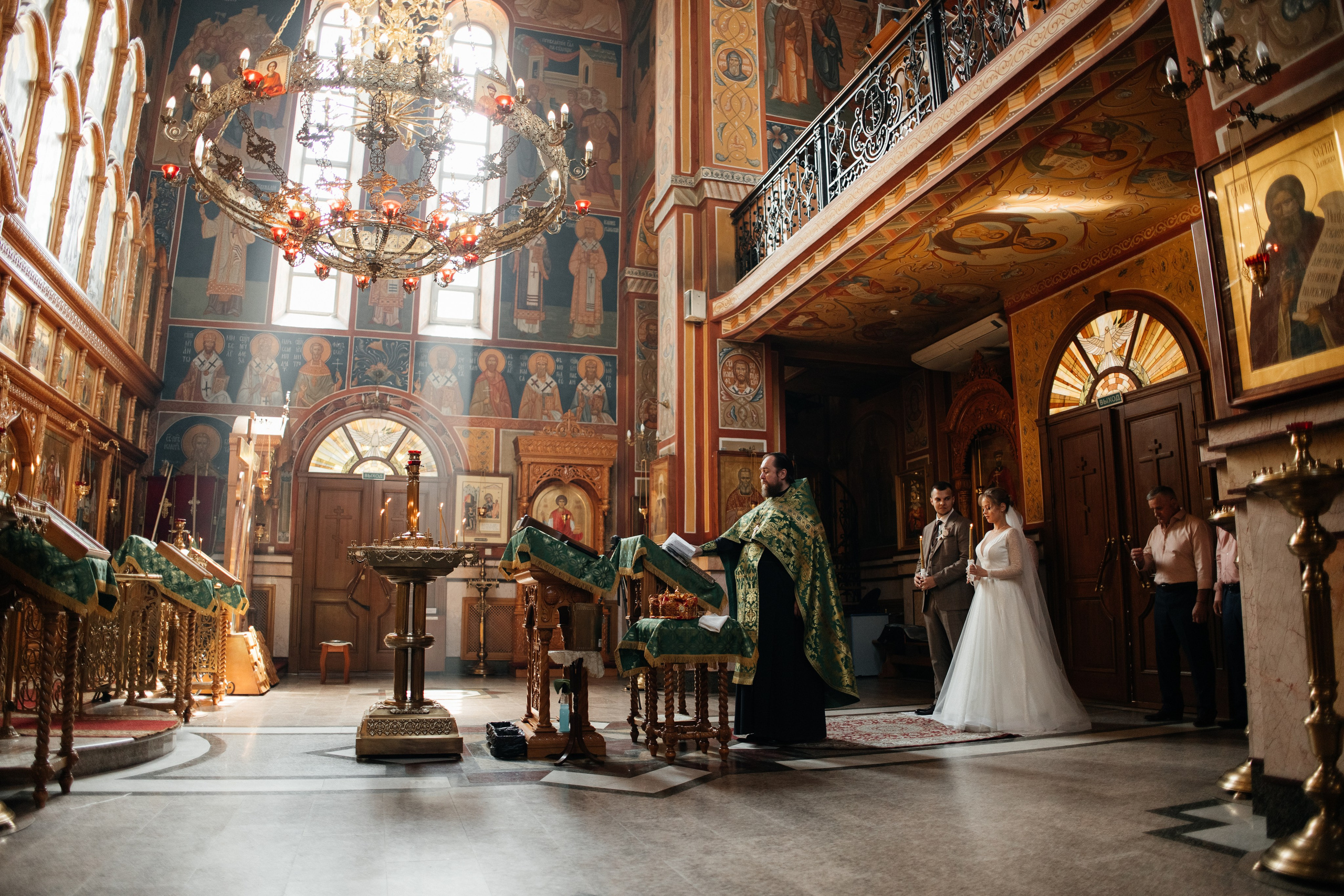 Контакты. Свадебный фотограф в Курске Антон Богданов