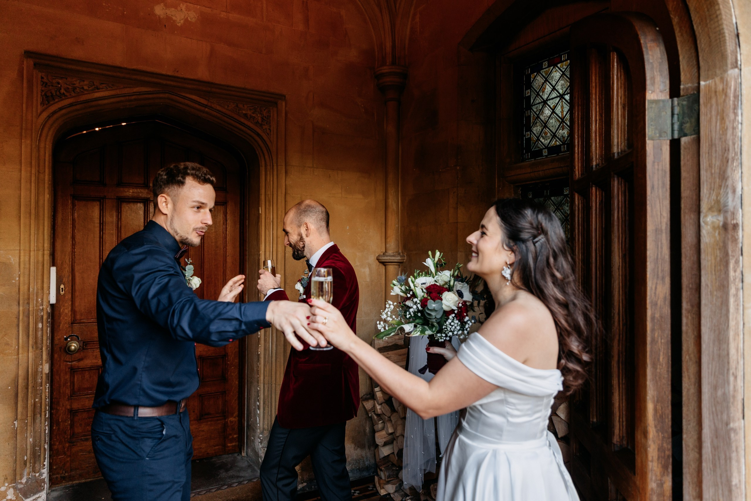 Hartsfield Manor Wedding. Moments Catchers — Wedding Photography & Video Duo in London
