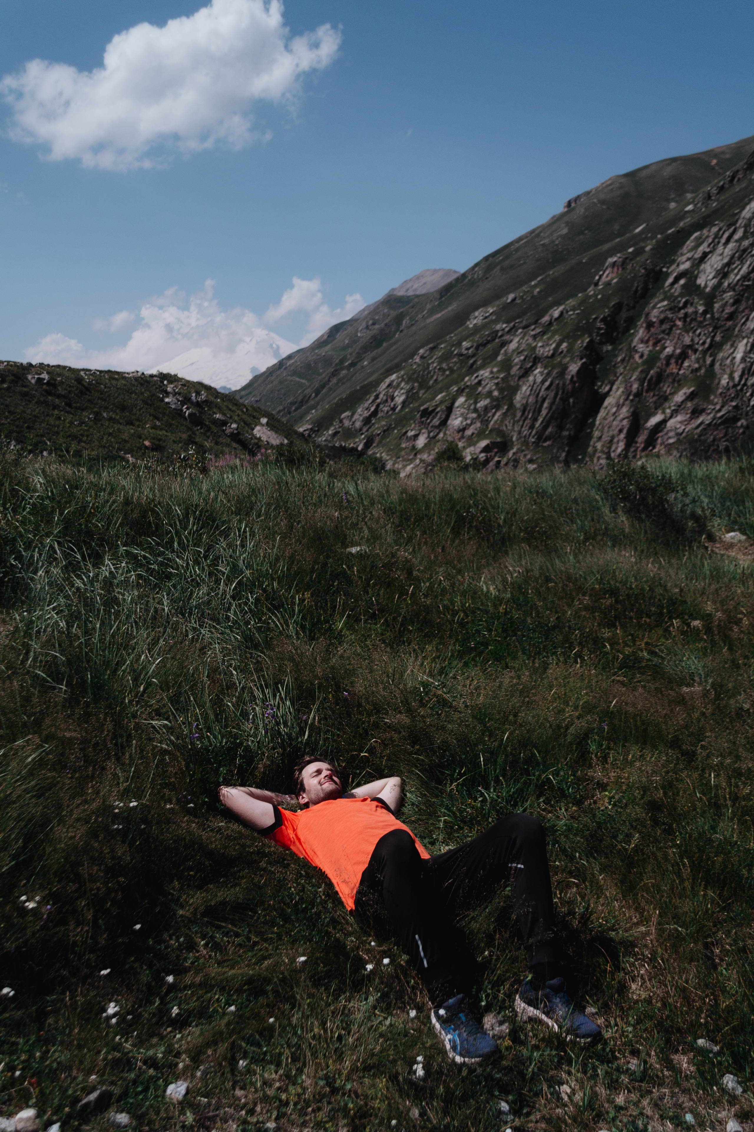 Ущелье Адыл-су | выход с группой. Фотограф Настя | Экспедиции и лайфстайл