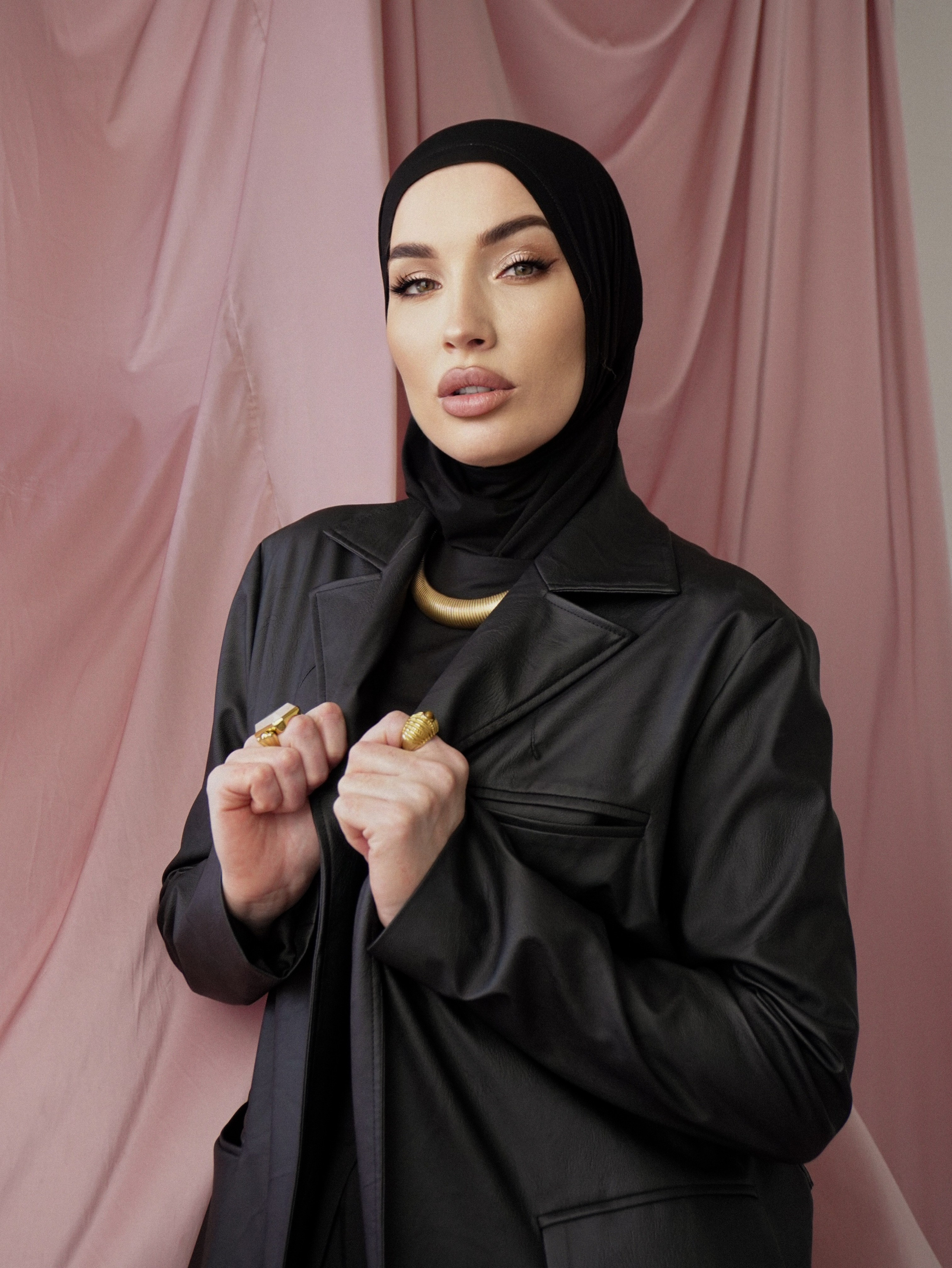 Студийная съемка. Контент фотограф в Ростове-на-Дону Яна Каушан