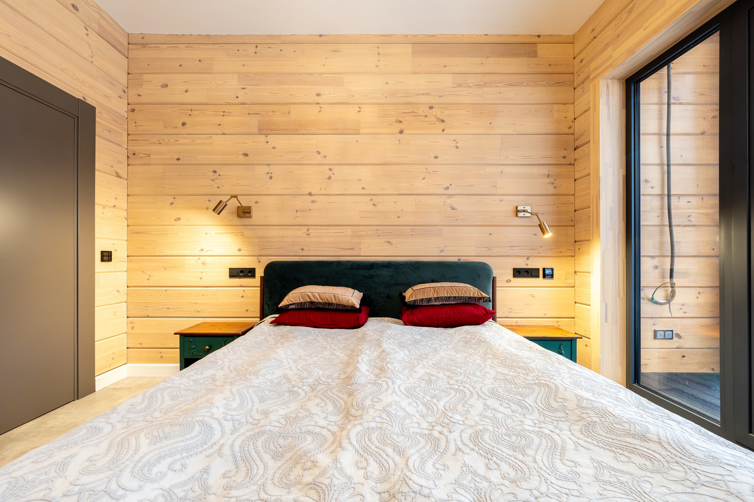 Дом на продажу. Интерьерный фотограф. Фото- видеосъемка недвижимости Санкт-Петербург