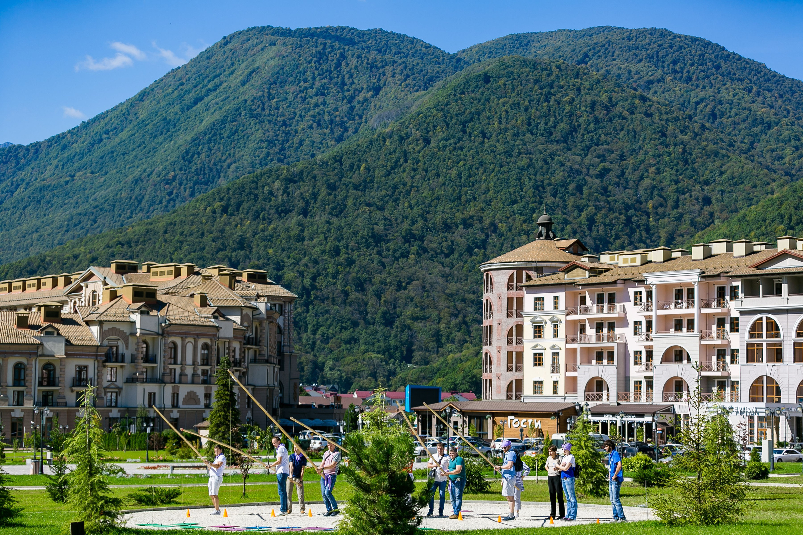 Репортажная фотосъемка спортивных соревнований и тимбилдингов. Репортажный фотограф | Роза Хутор Красная Поляна Сочи Сириус