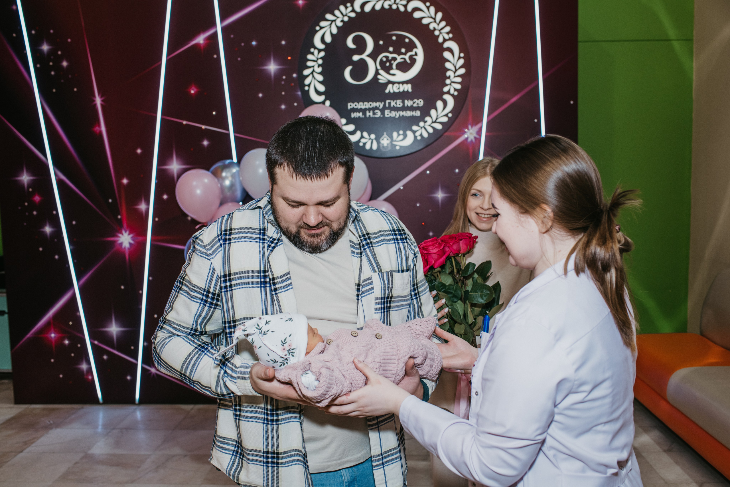 Выписка Полины 27 роддом. Фотограф на выписку из роддома в Москве и МО