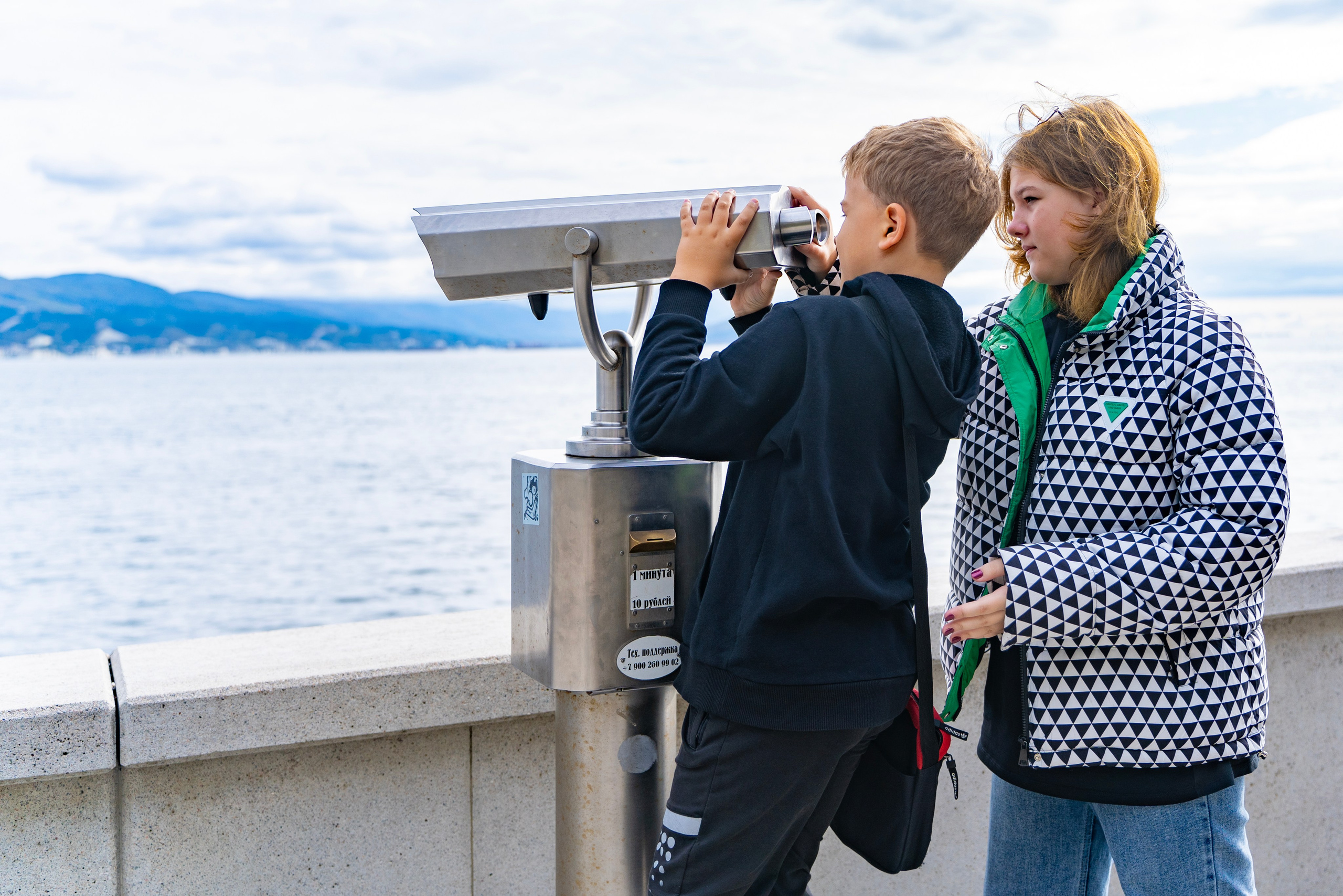Фотосессия в Новороссийске осенью. Семейный и детский фотограф Екатерина Черняева. Снимаю портреты, love story, фотопрогулки, работаю на улице, в кафе, студии, дома у клиента