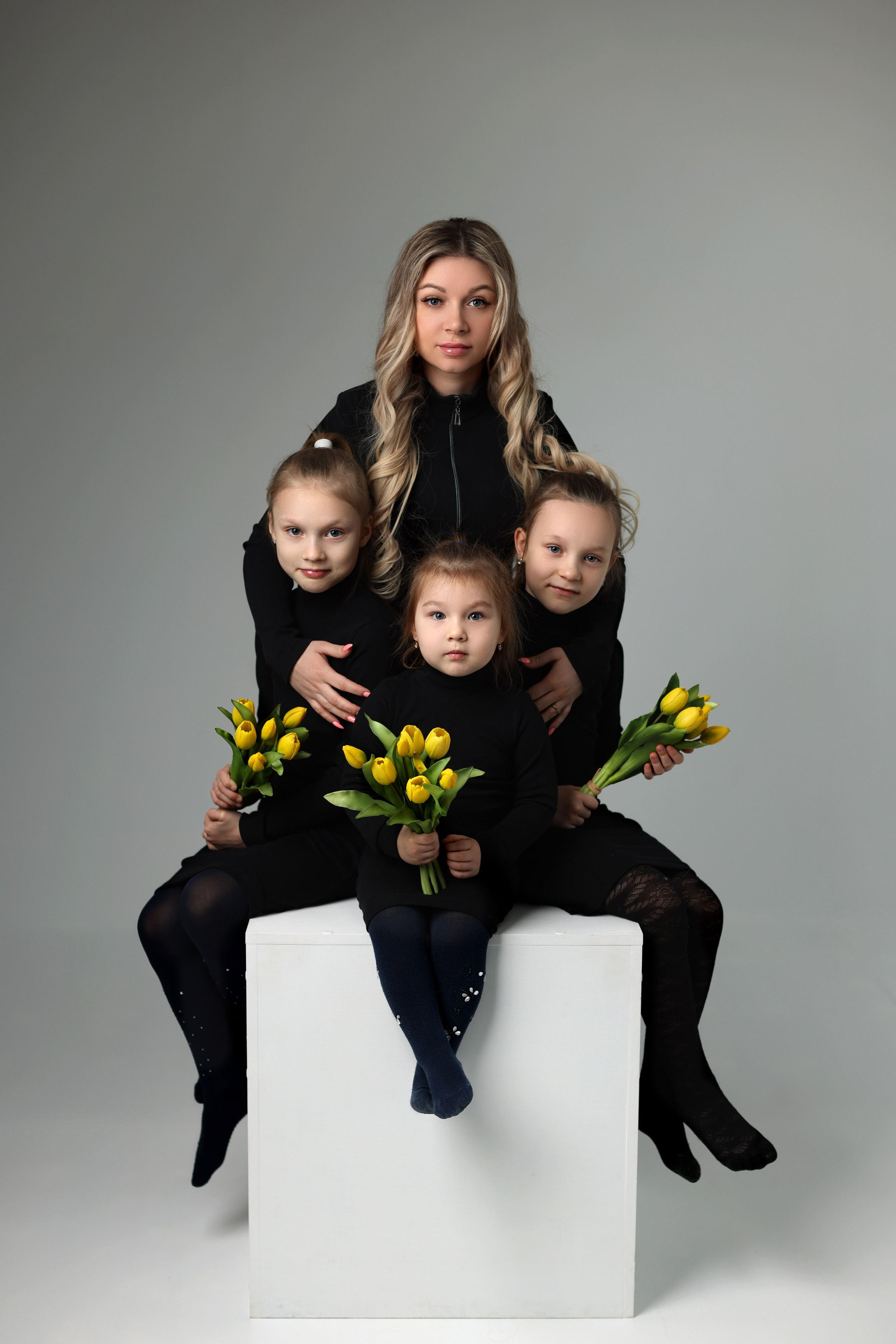 Мама и малыш. Фотограф новорожденных в Рязани  Юлия Блу