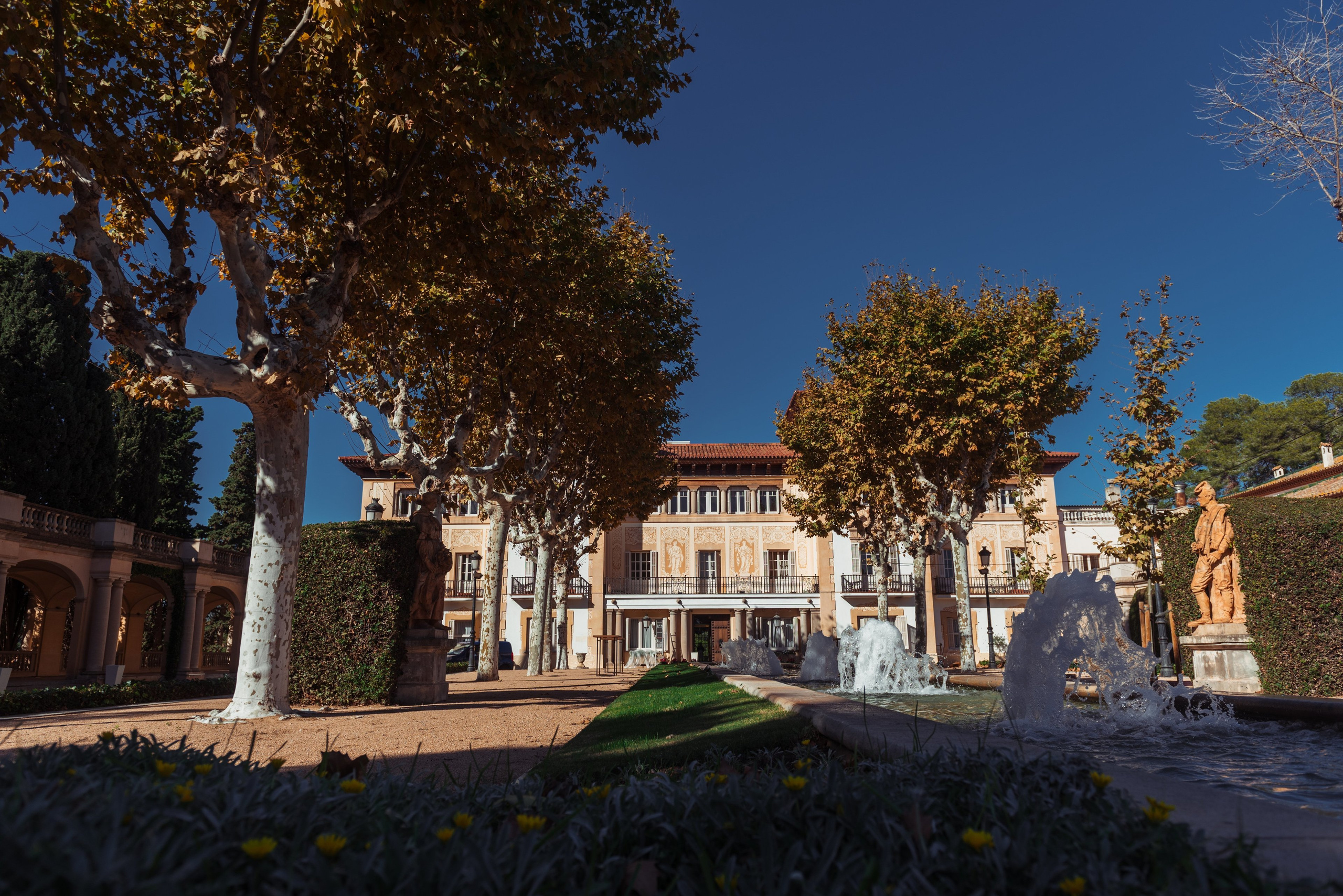 Maria & Igor (Barcelona, Spain). Photographer in Switzerland and Europe Anna Alekseenko