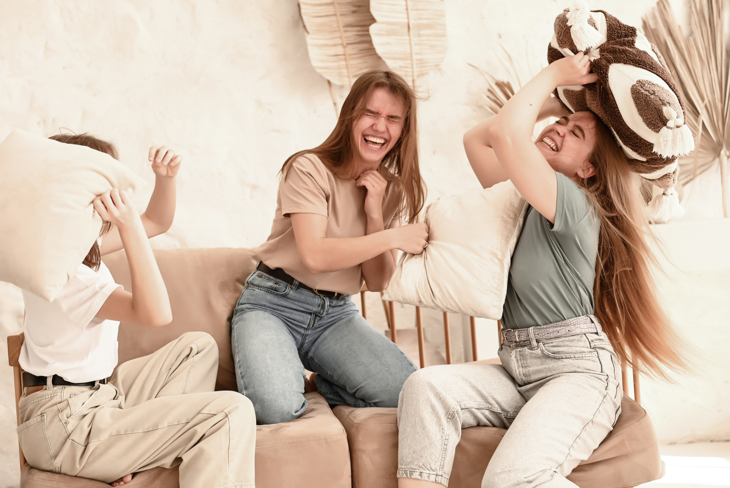 Семейная студийная  фотосессия 2. Свадебный, семейный, детский, контент фотограф в Омске Максим Ильин