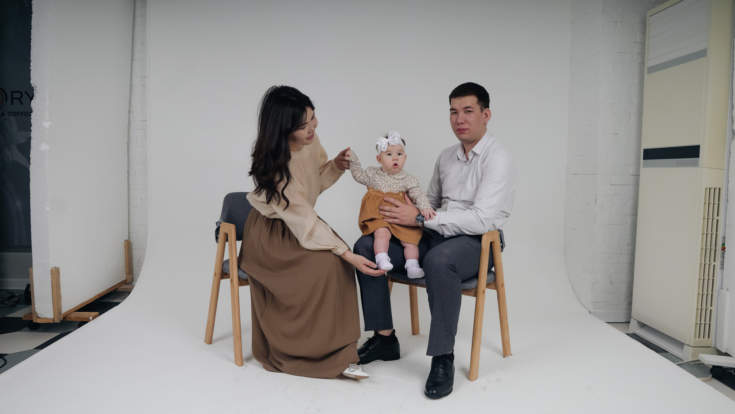 Family story. Уличный и студийный фотограф в Астане Ержанов Нурасыл