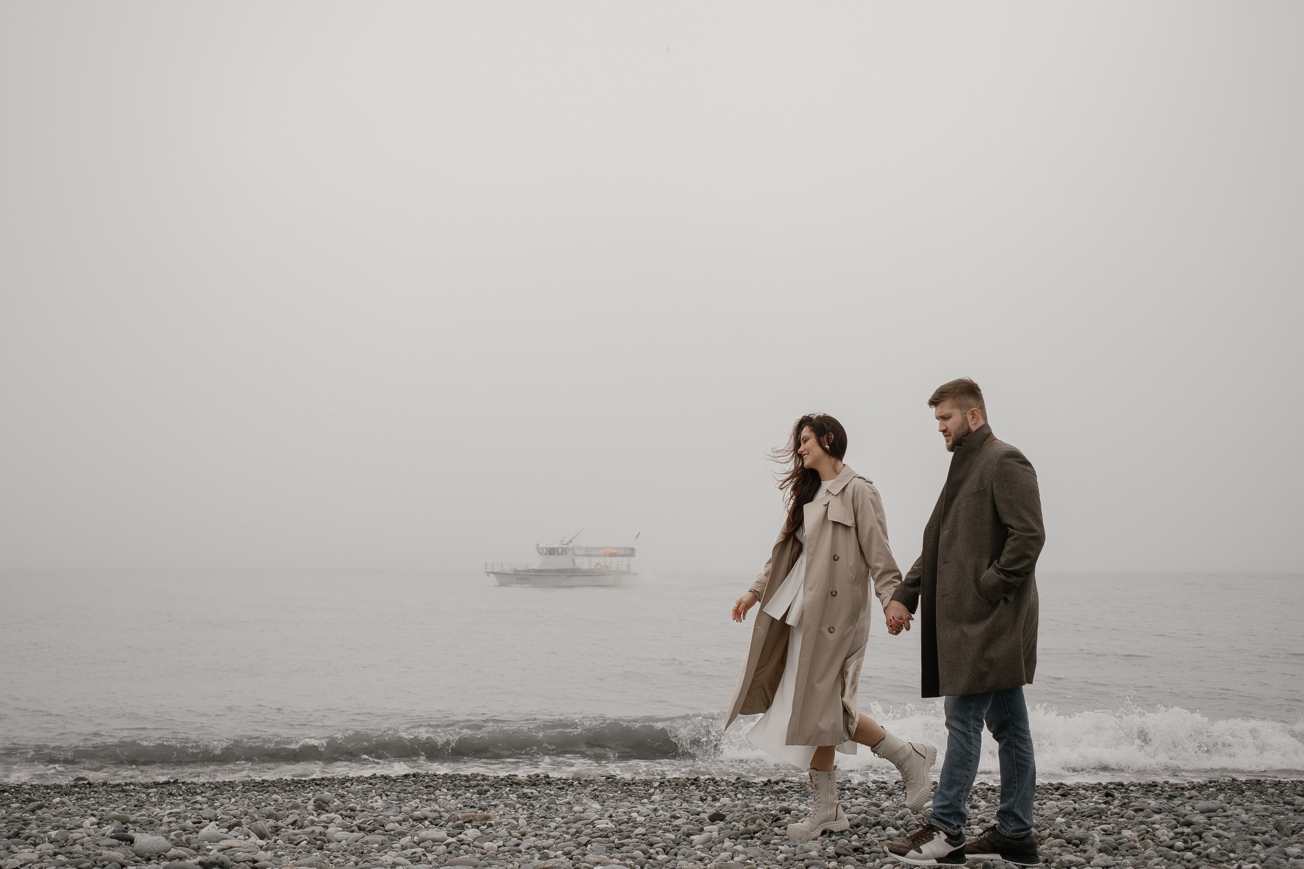 Фотосессии love story для двоих в Сочи, Сириусе и на Красной поляне. Семейный, свадебный фотограф Сочи, Адлер, Красная поляна