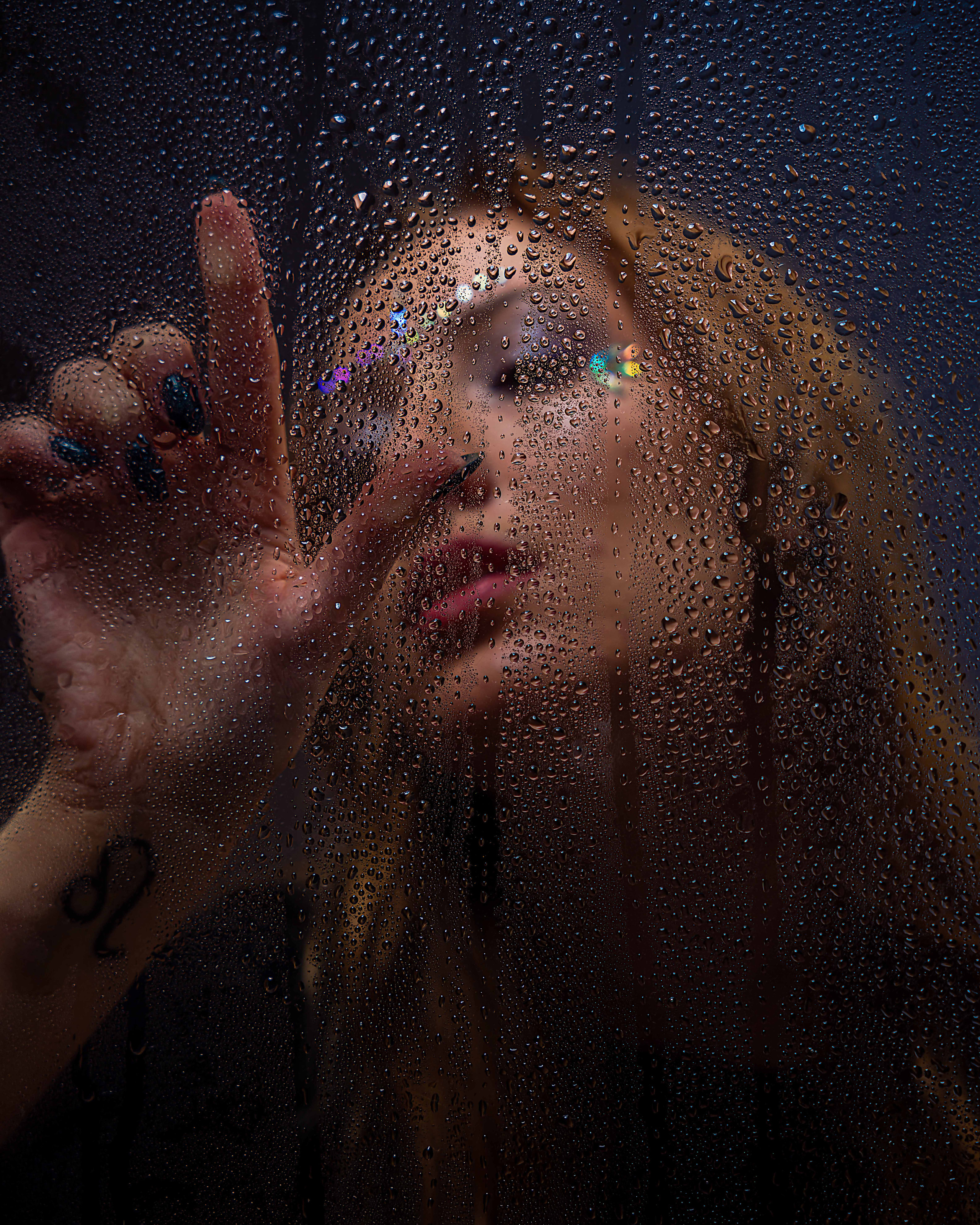 Съемка «мокрое стекло». Олейник Денис — предметный фотограф, фотограф для маркетплейсов в Казани