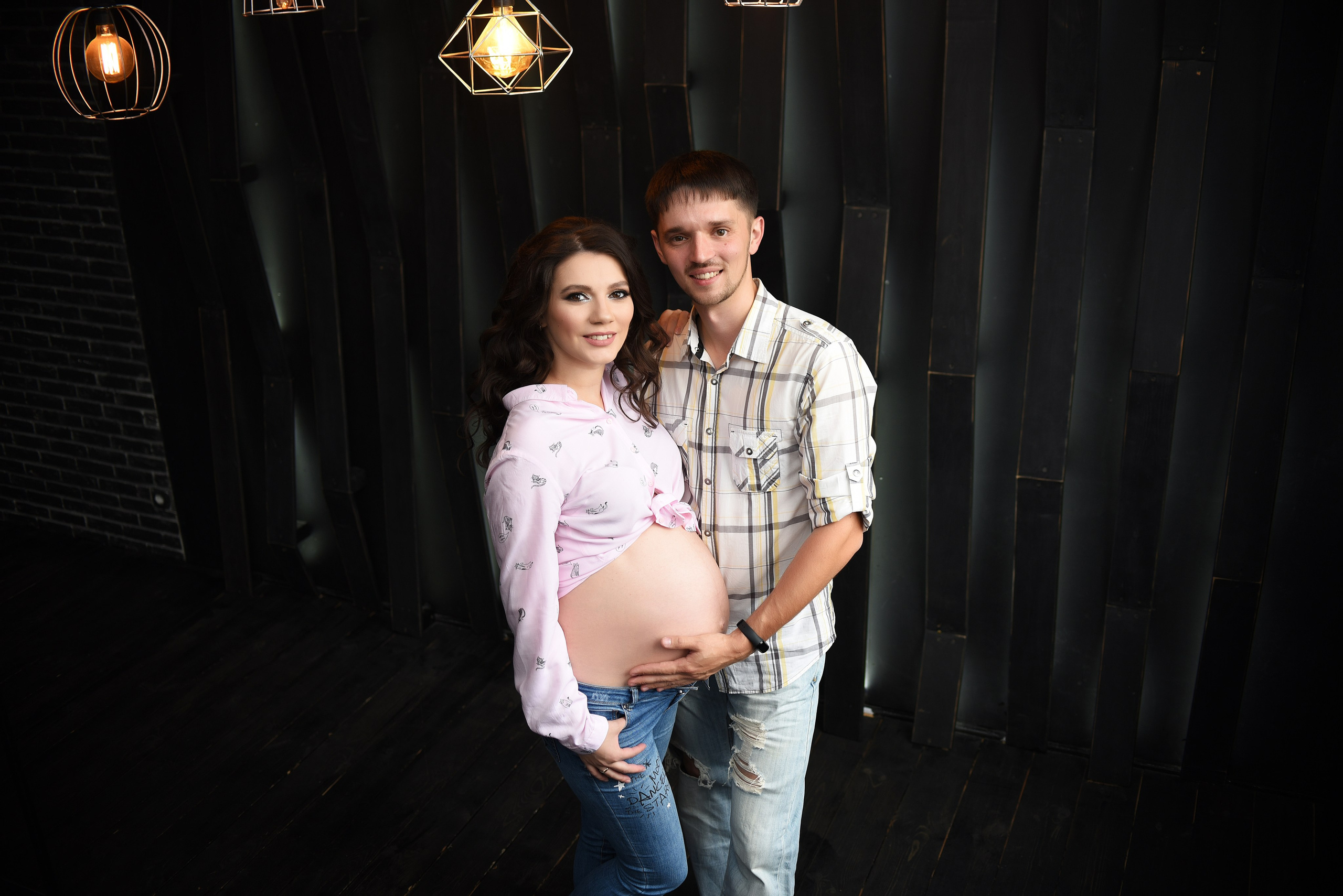 Фотосессия беременности студийная съемка. Свадебный, семейный, детский, контент фотограф в Омске Максим Ильин