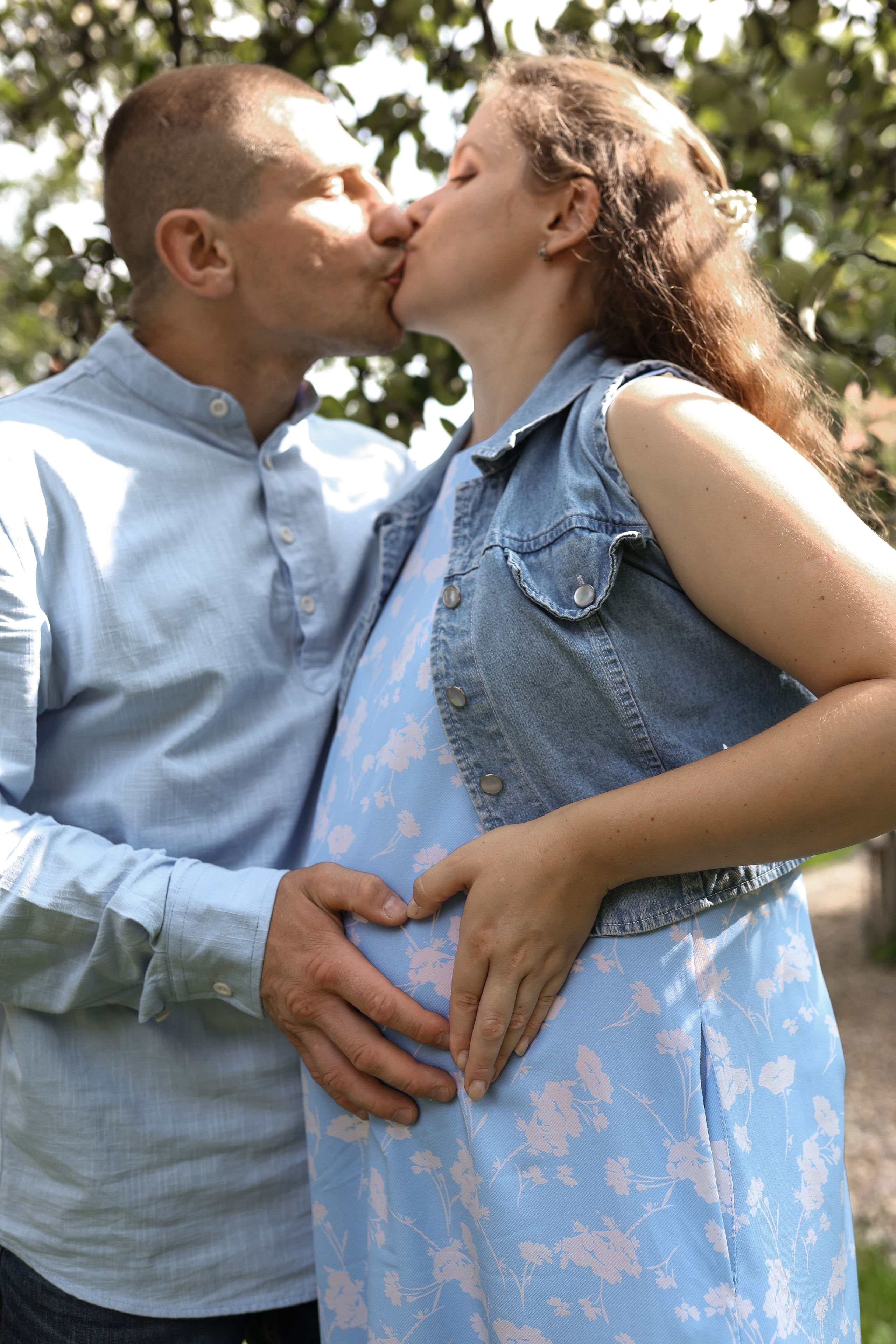 Фотосессия беременности в загородной студии Купавна. Фотограф в Железнодорожном и Балашихе