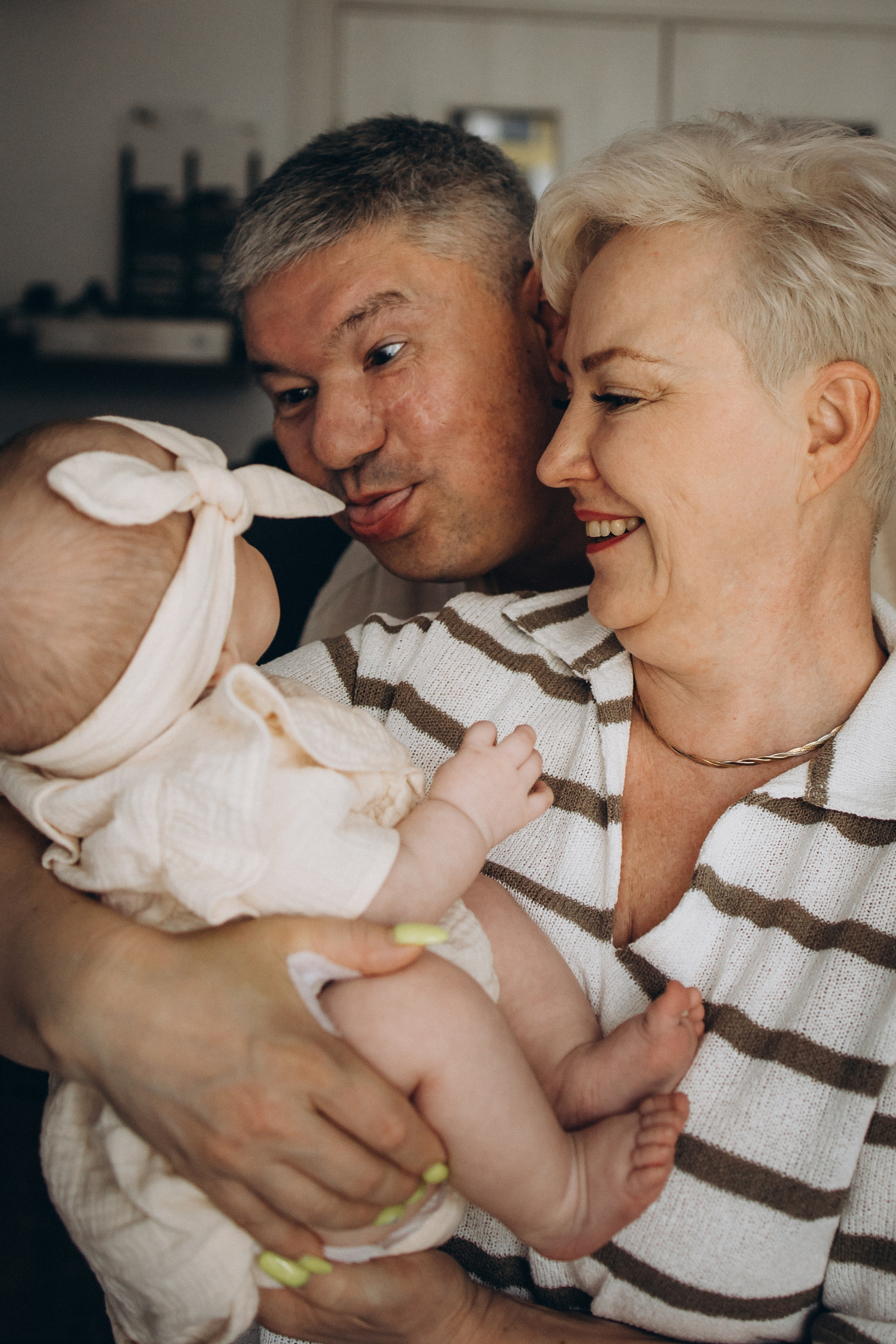 Уютная домашняя съемка с малышкой и котиком. Семейный фотограф в Москве, Щелково, Фрязино _ Виктория Степанова