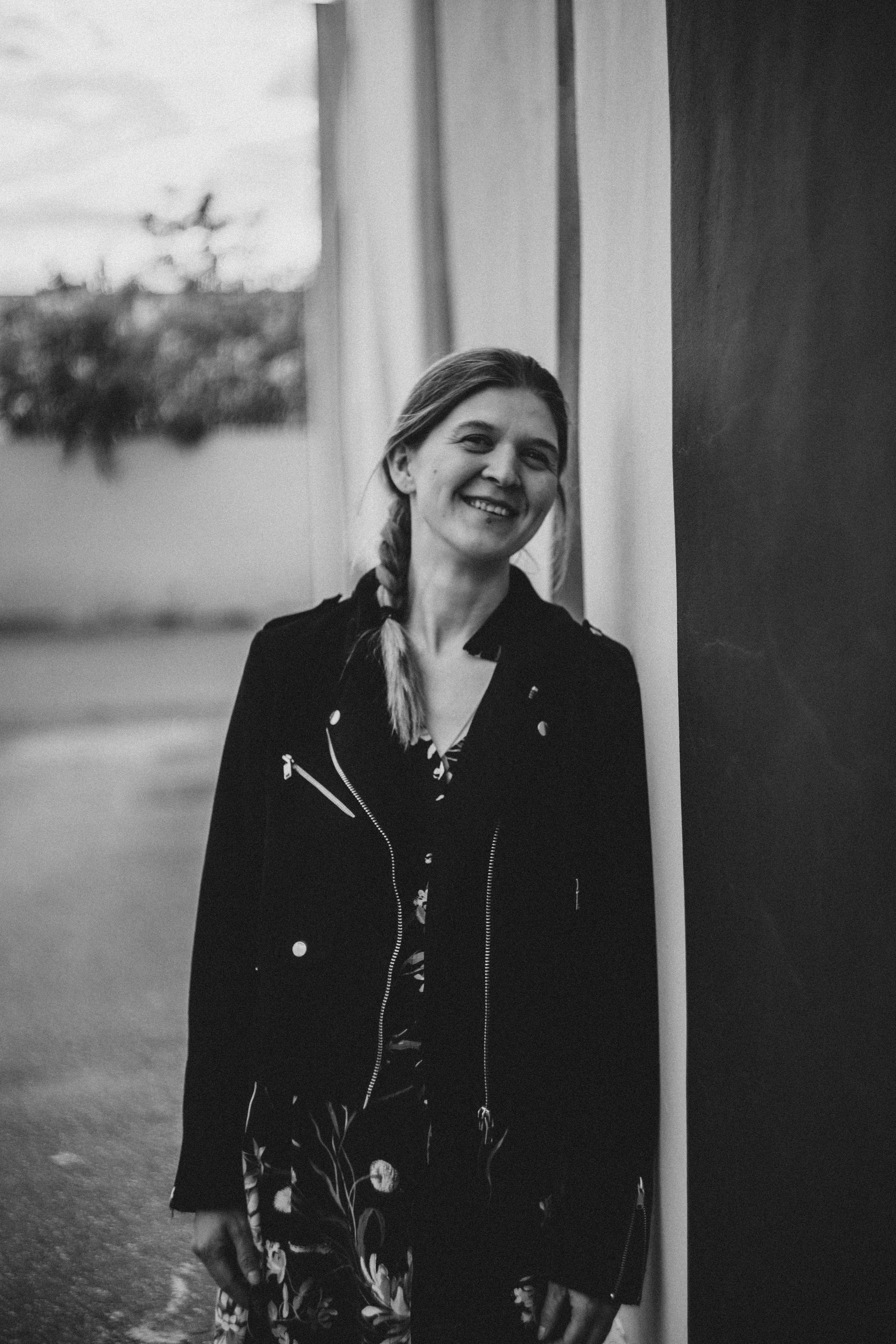 Женский портрет в городе. Семейный и детский фотограф в Москве