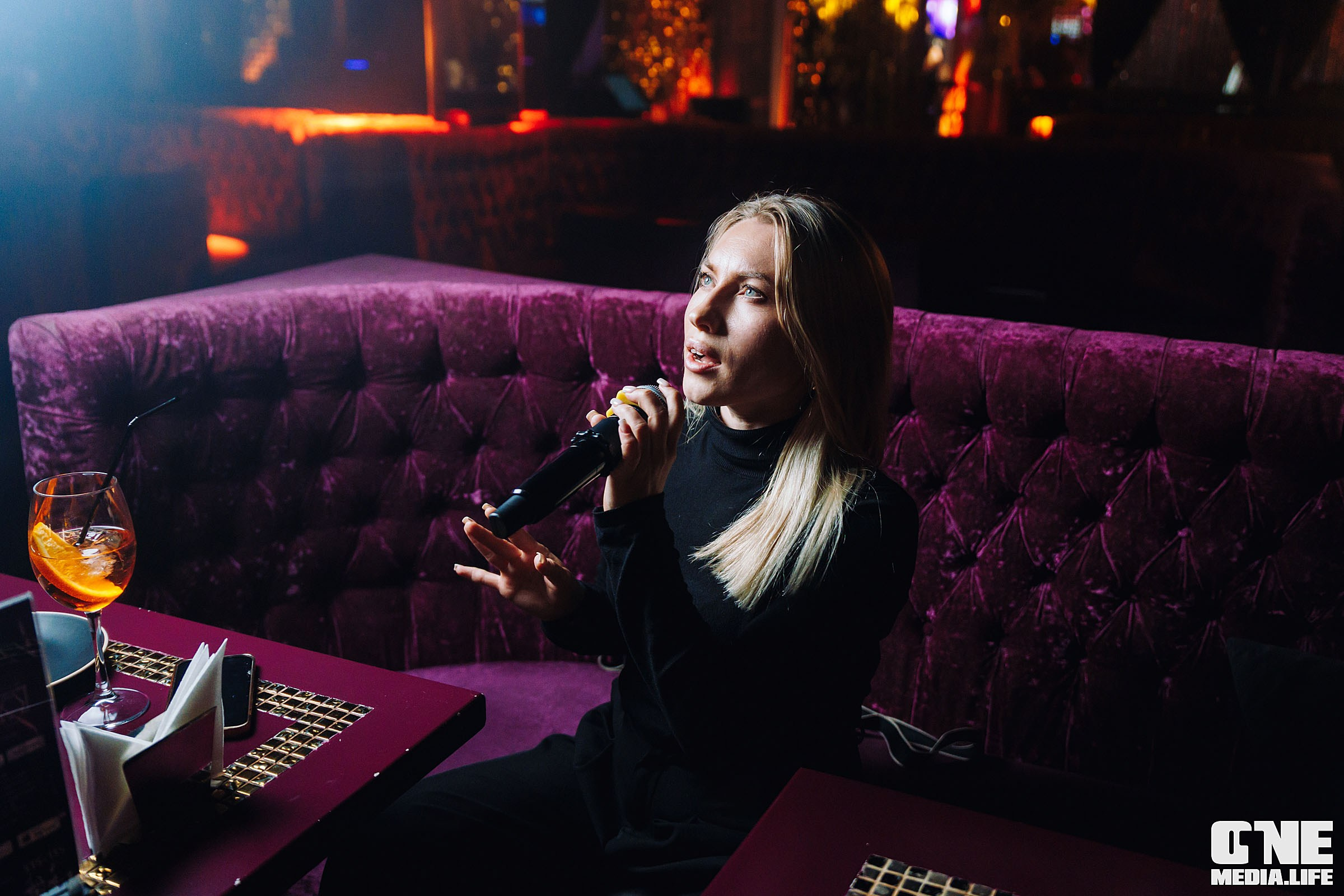 Фоторепортаж из караоке-клуба Эйфория. One Media Life: фоторепортажи, фотоотчеты с мероприятий и заведений