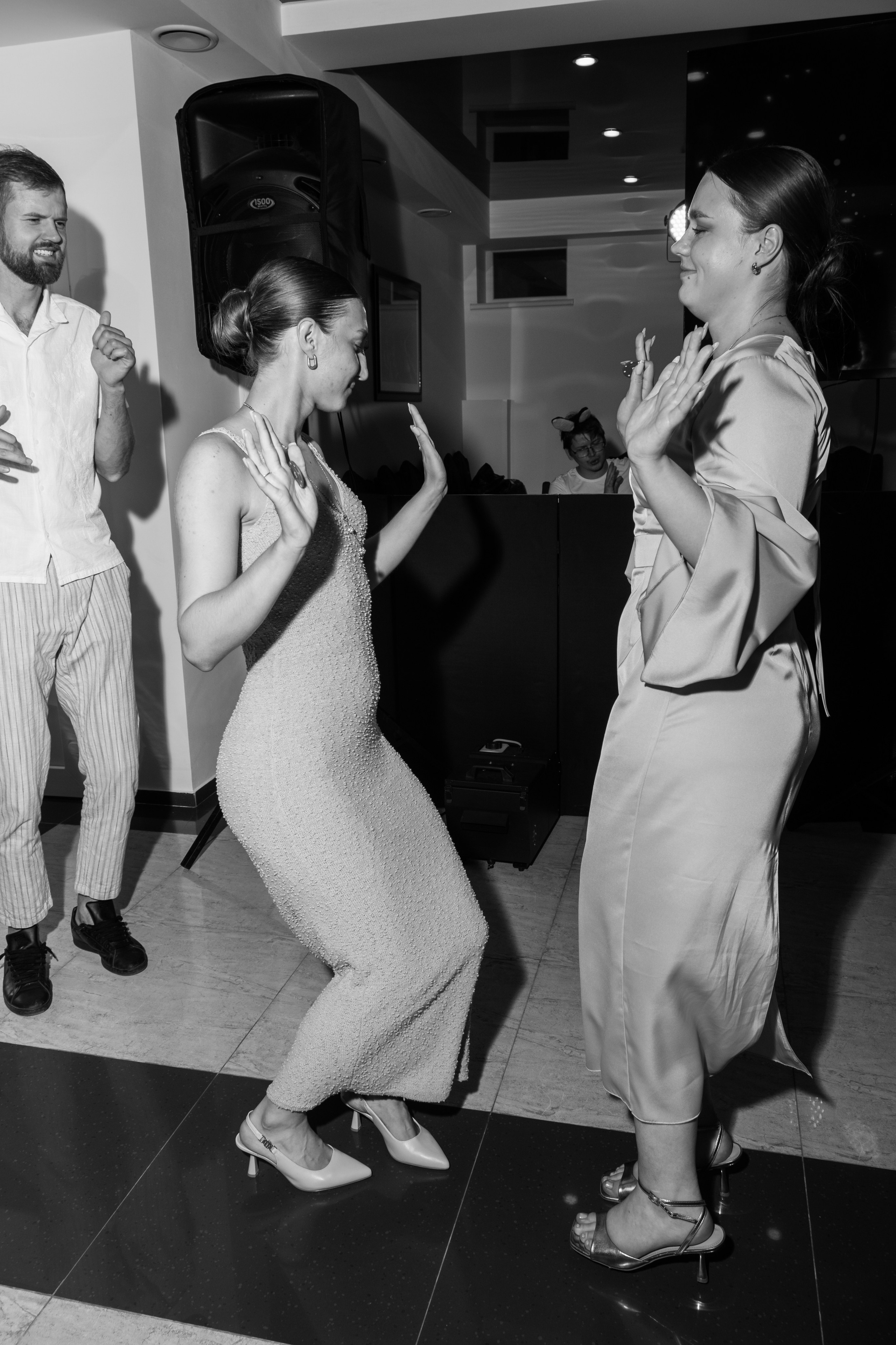 Свадебная фотосессия - выездная регистрация и банкет. Крым. Профессиональная фотосъемка в Крыму. Натуральные эмоции и живые кадры. Забронируйте дату прямо сейчас!