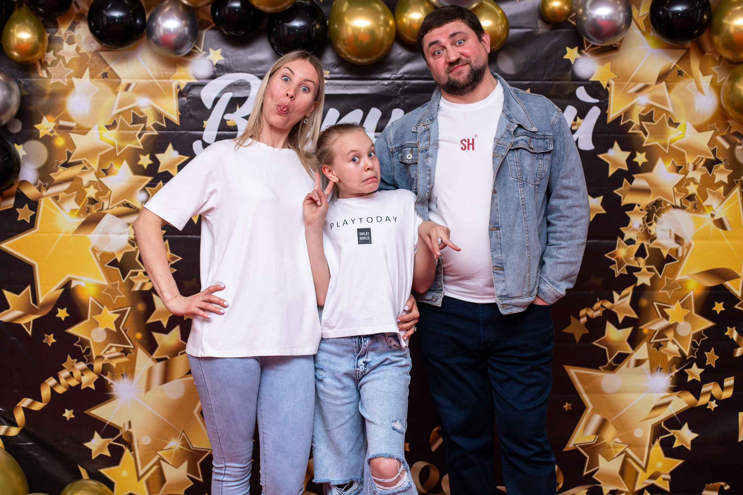 Выпускной 4 класс. Фотосессия под любой запрос в Красноярске. т+79237847111