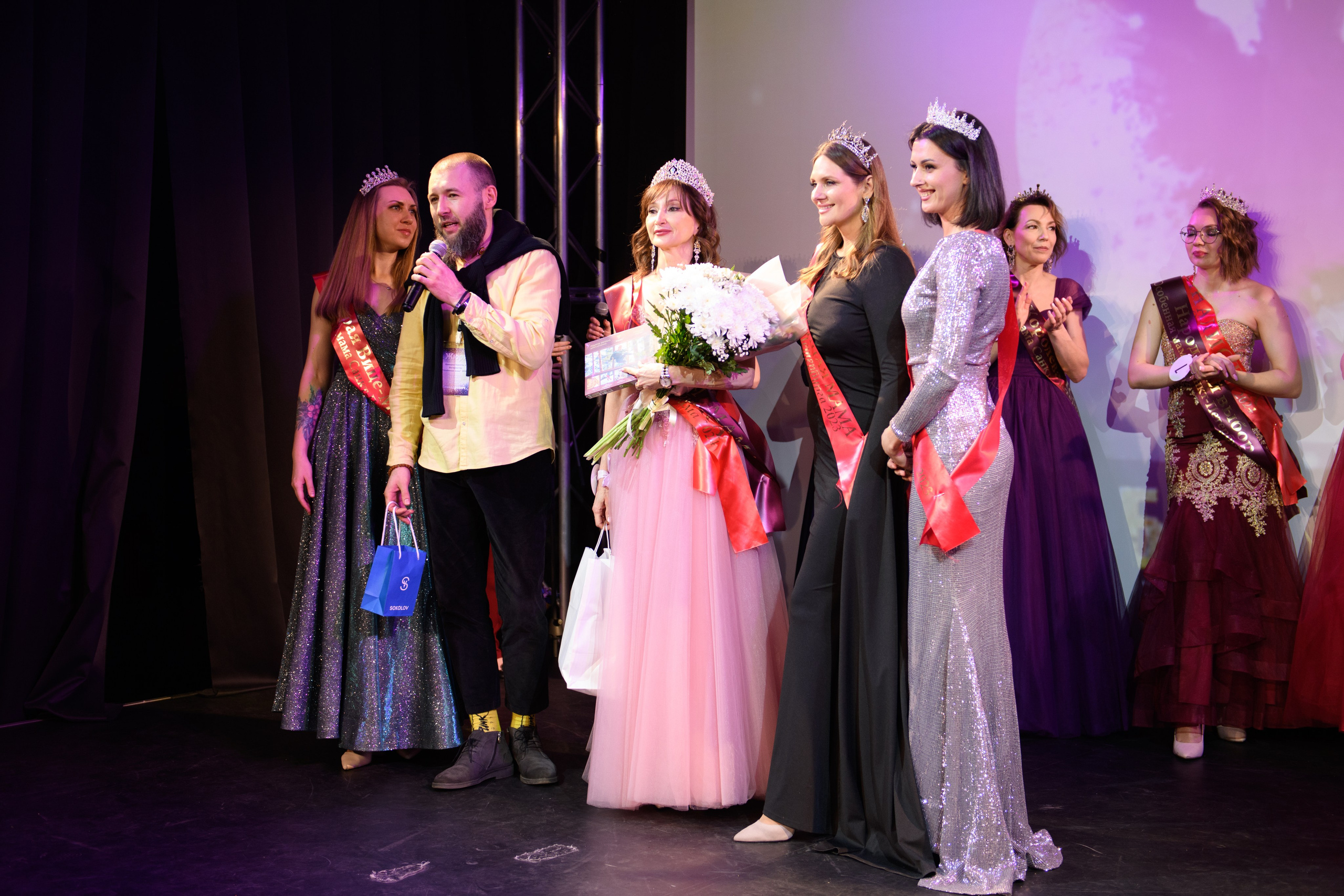 Финал конкурса красоты и материнства «Особенная мама». Организация и проведение фотосъемок в Санкт-Петербурге. Фотограф Смирягин Илья