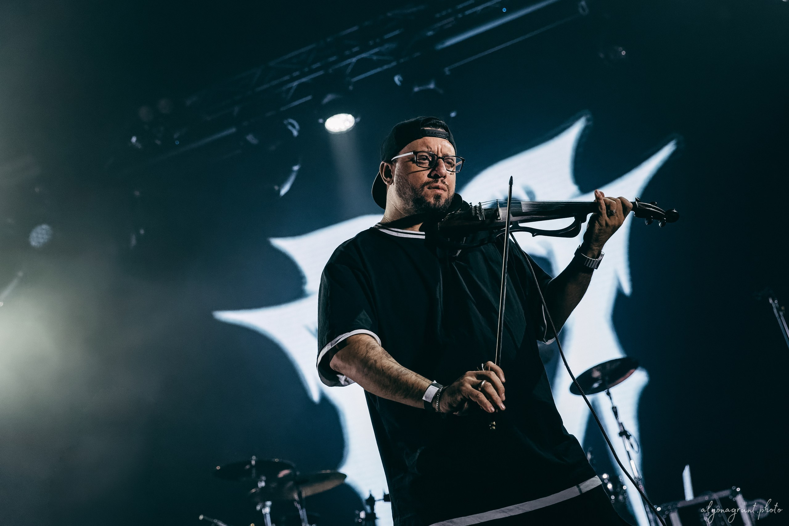 Ravanna, фоторепортаж, СПб, Aurora Concert Hall, 21.11.2025. Алена Адрианова: фотограф в Санкт-Петербурге