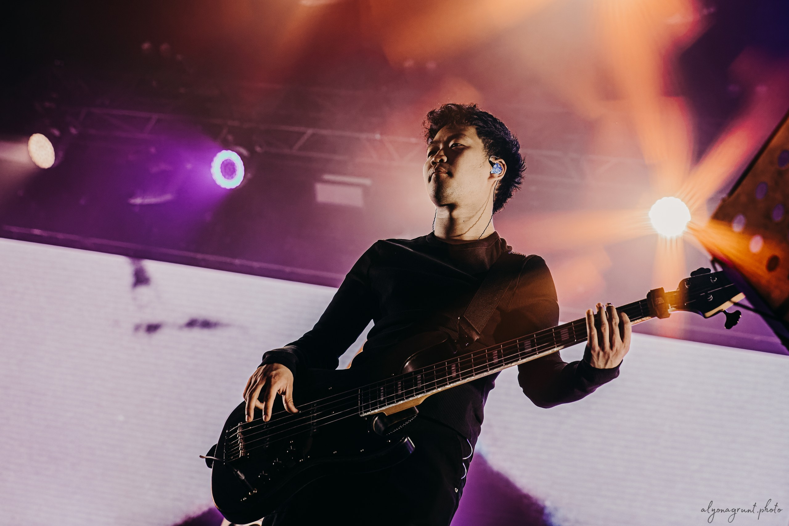 Ваня Дмитриенко, фоторепортаж СПб, A2, 23.10.2025. Алена Адрианова: фотограф в Санкт-Петербурге