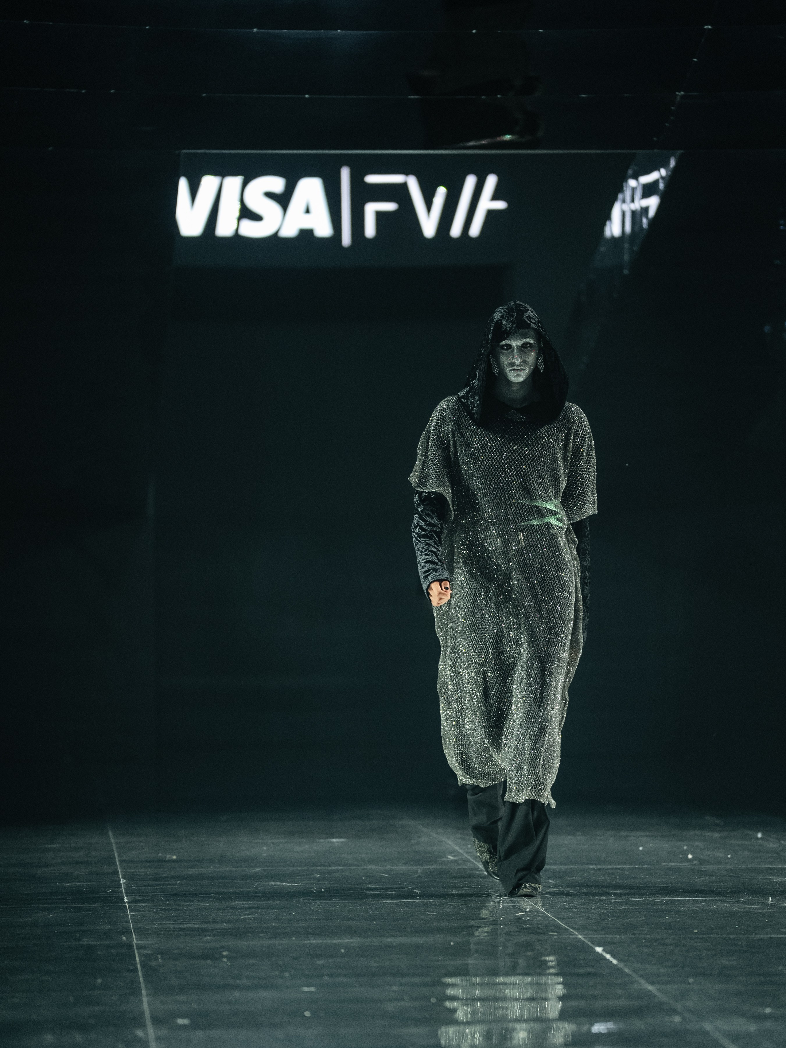 Visa Fashion Week YESYES. Сайт Алматинского НЮ АРТ, будуар и фэшн фотографа Дениса Карпенко