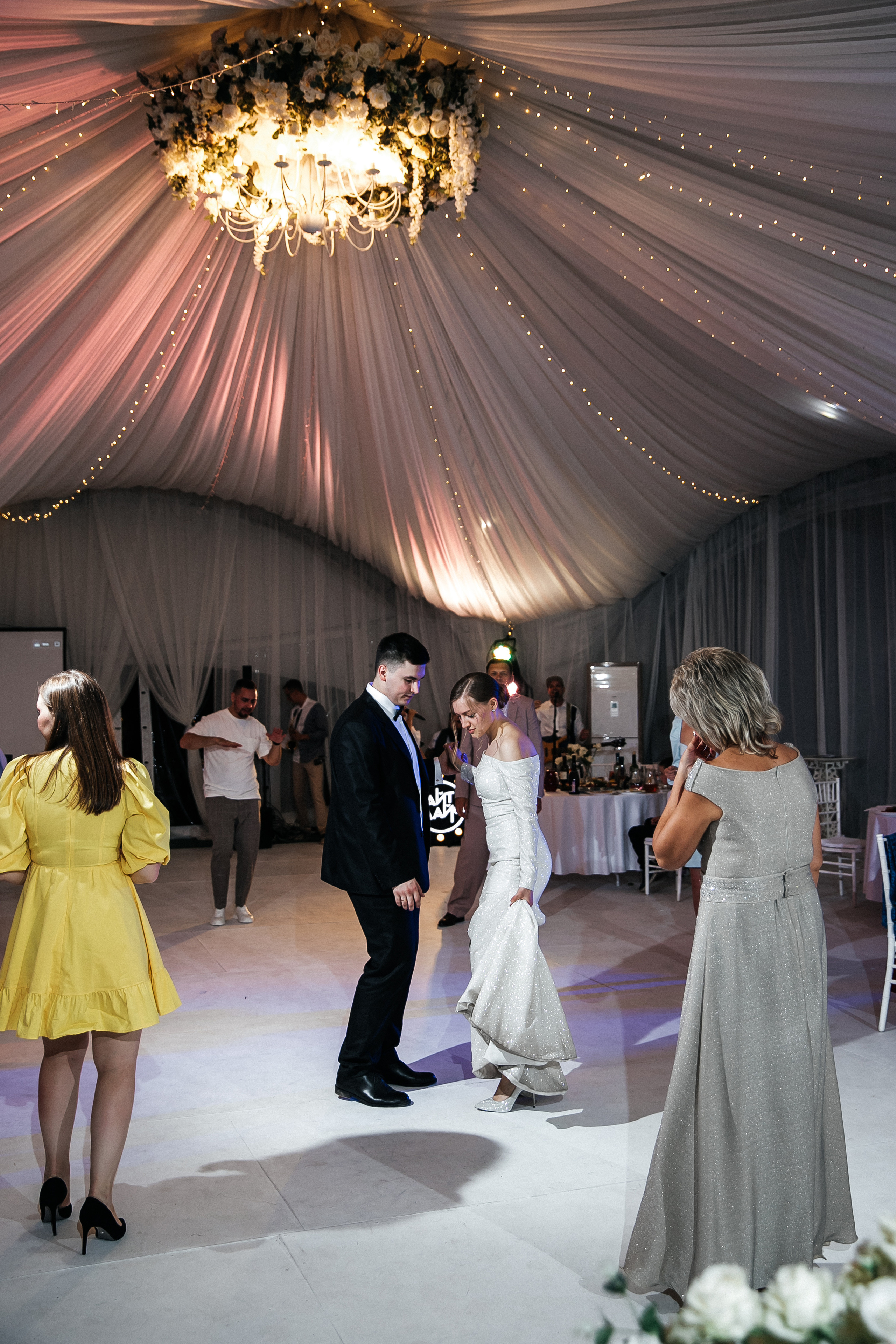 Мария и Артем. Свадебный фотограф и видеограф Когай Дмитрий и Юлия